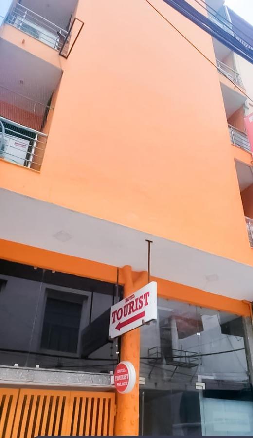 Tourist Plaza In Mahipalpur 3*