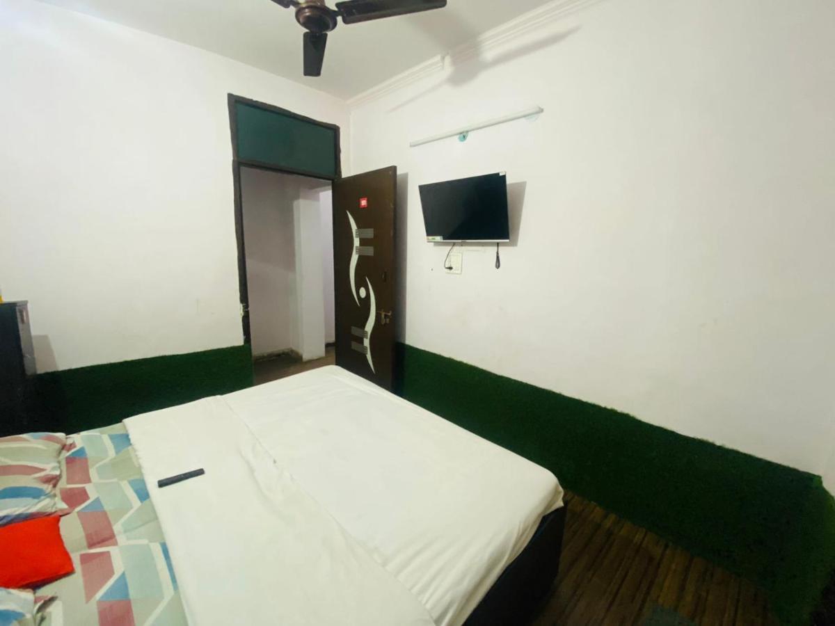 Hotel Royal - Rohini Sec 16 Nova Deli