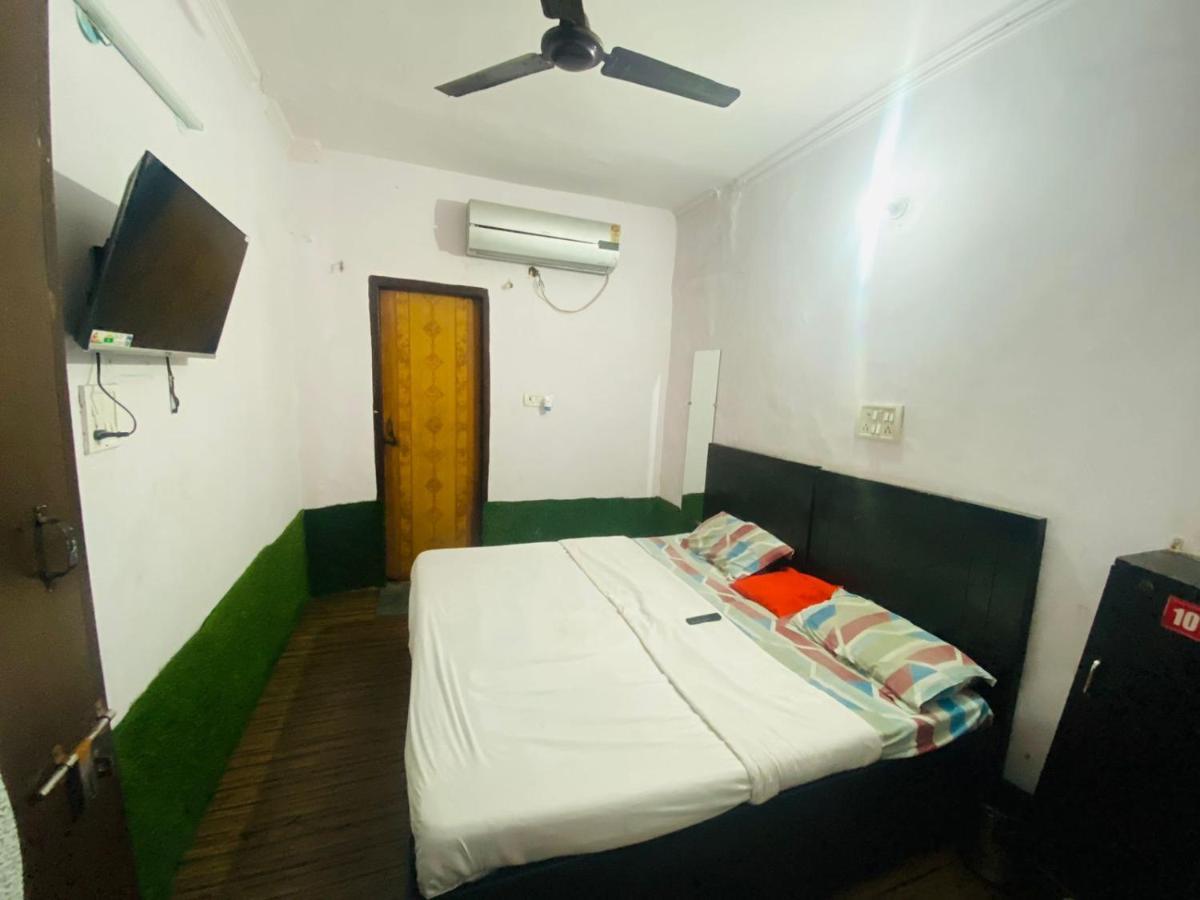 Royal - Rohini Sec 16 Nova Deli