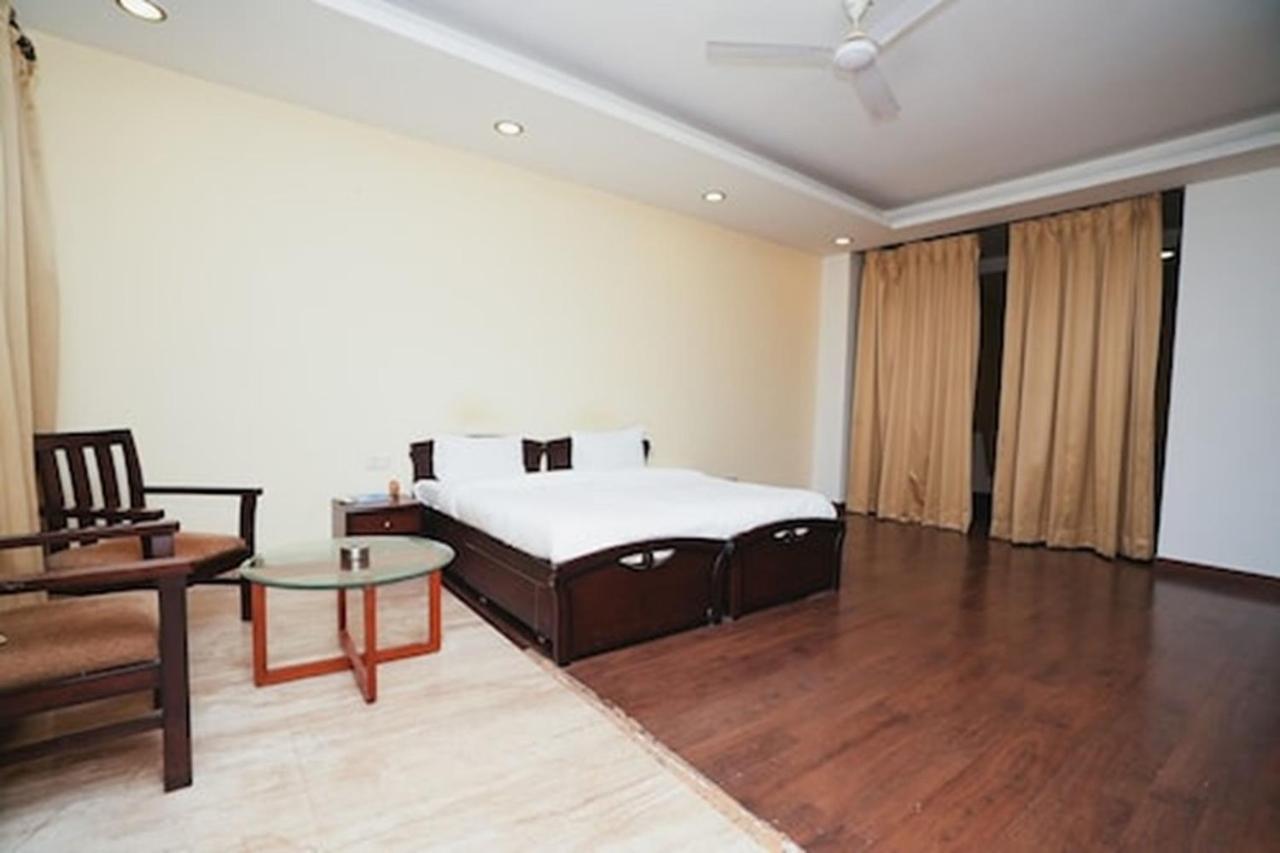 Greenleaf And Suites, Kalkaji