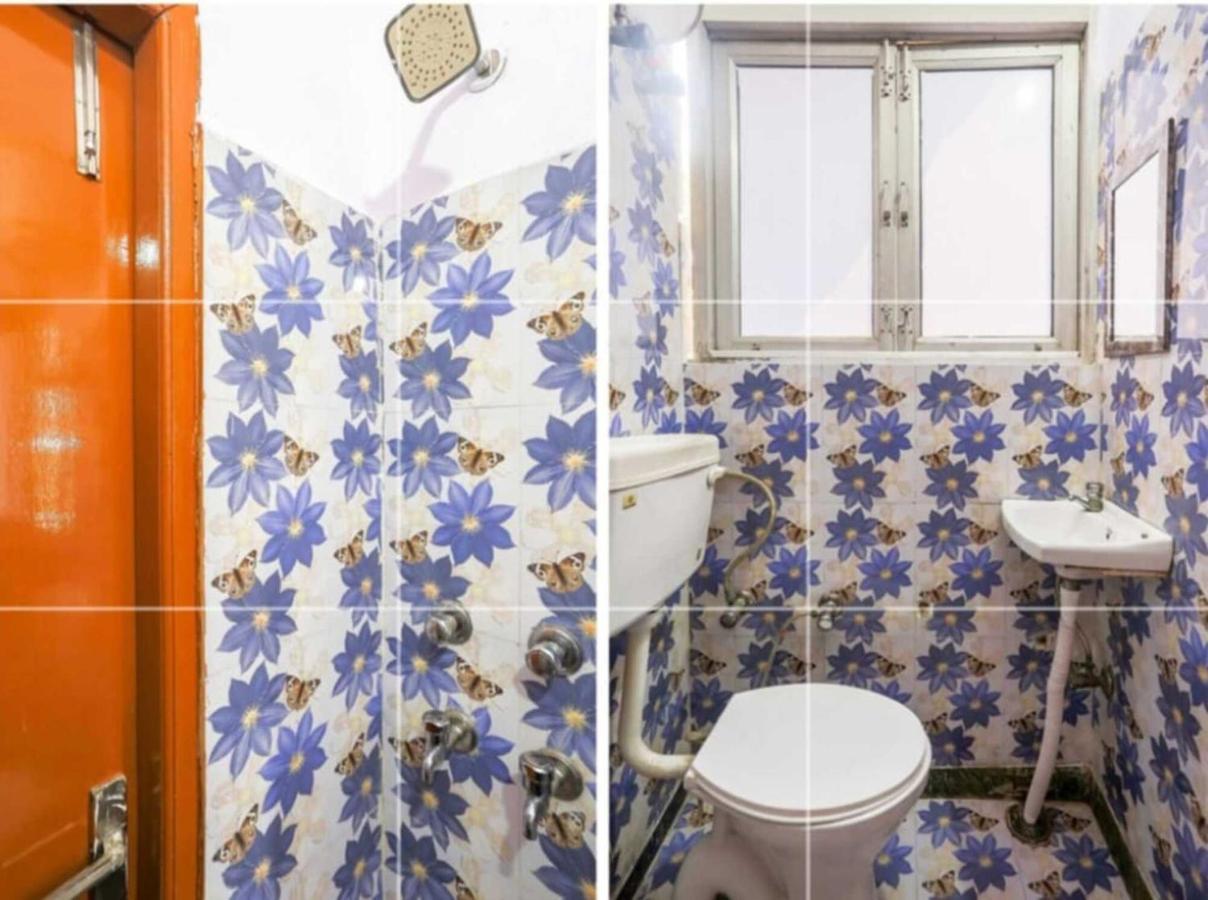 Hotel Royal - Rohini Sec 16