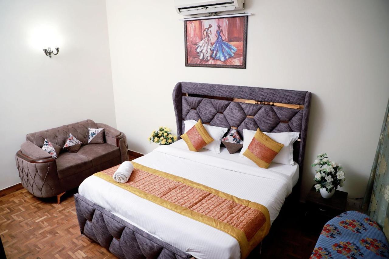 Greenleaf And Suites, Chittaranjan Park New Delhi
