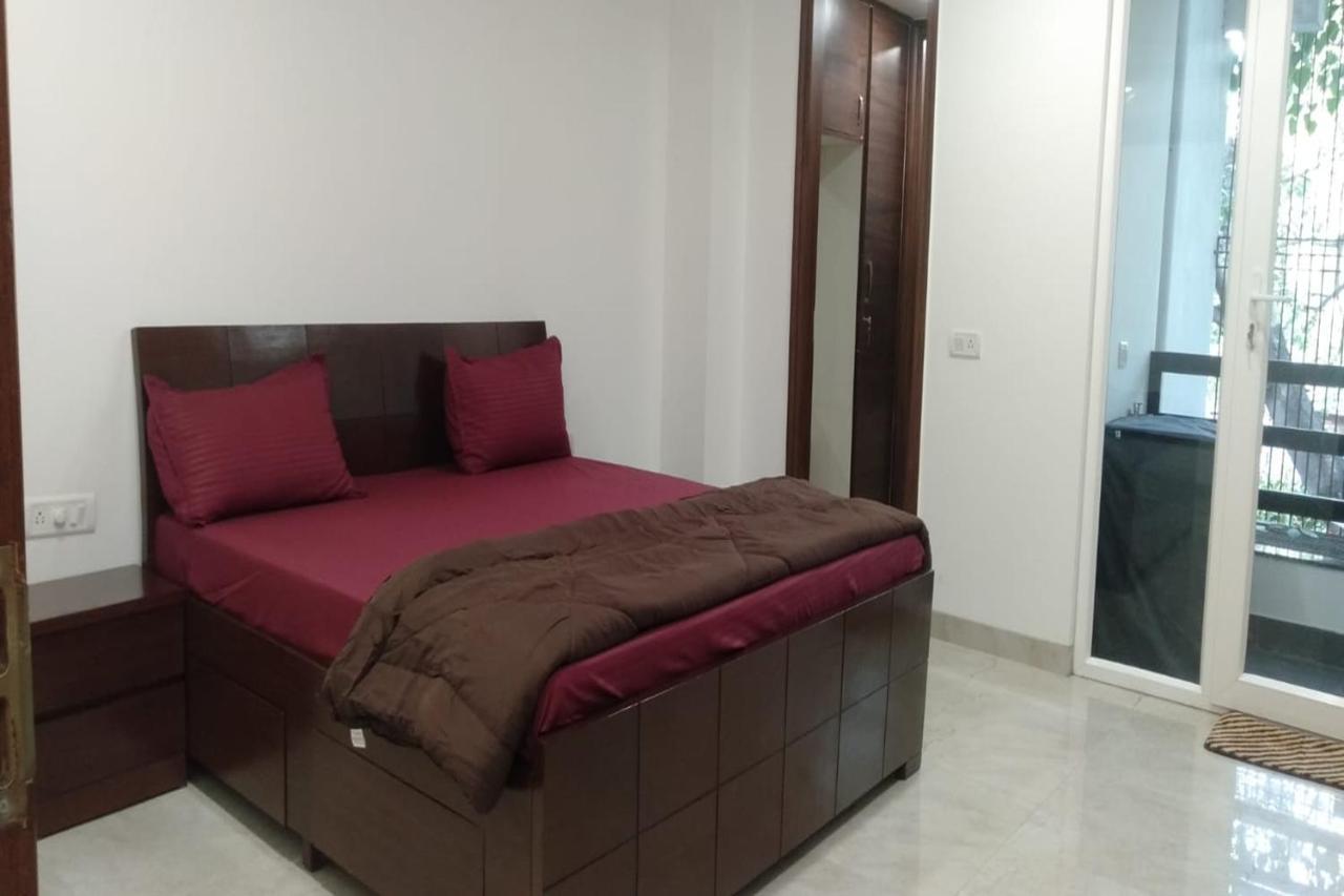 Hotel Greenleaf And Suites, Chittaranjan Park 3*