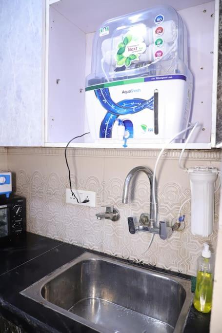 Divine India Service 1bhk,l-36b,saket