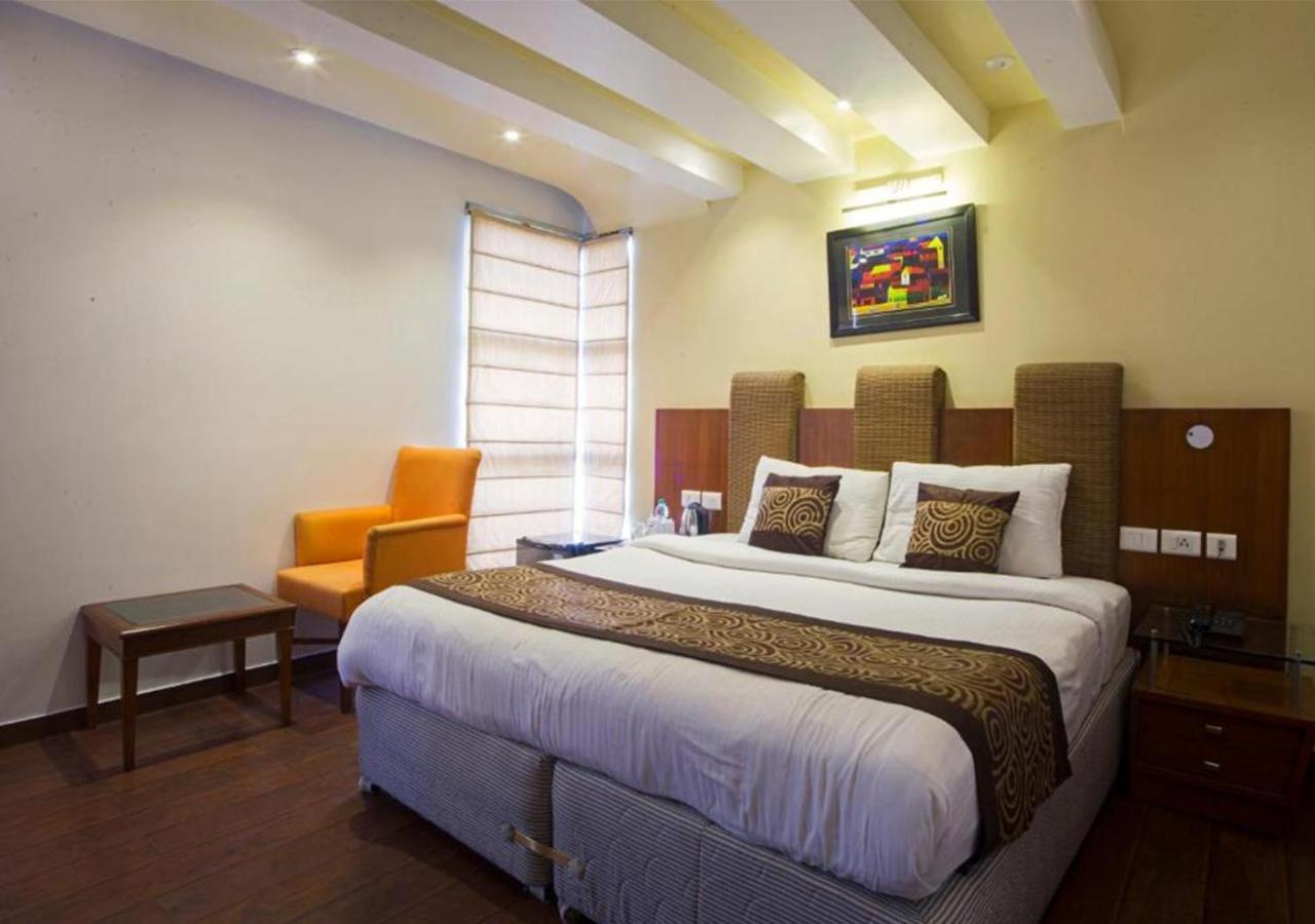 Hotel Palm Do'r Near Railway Station 3*