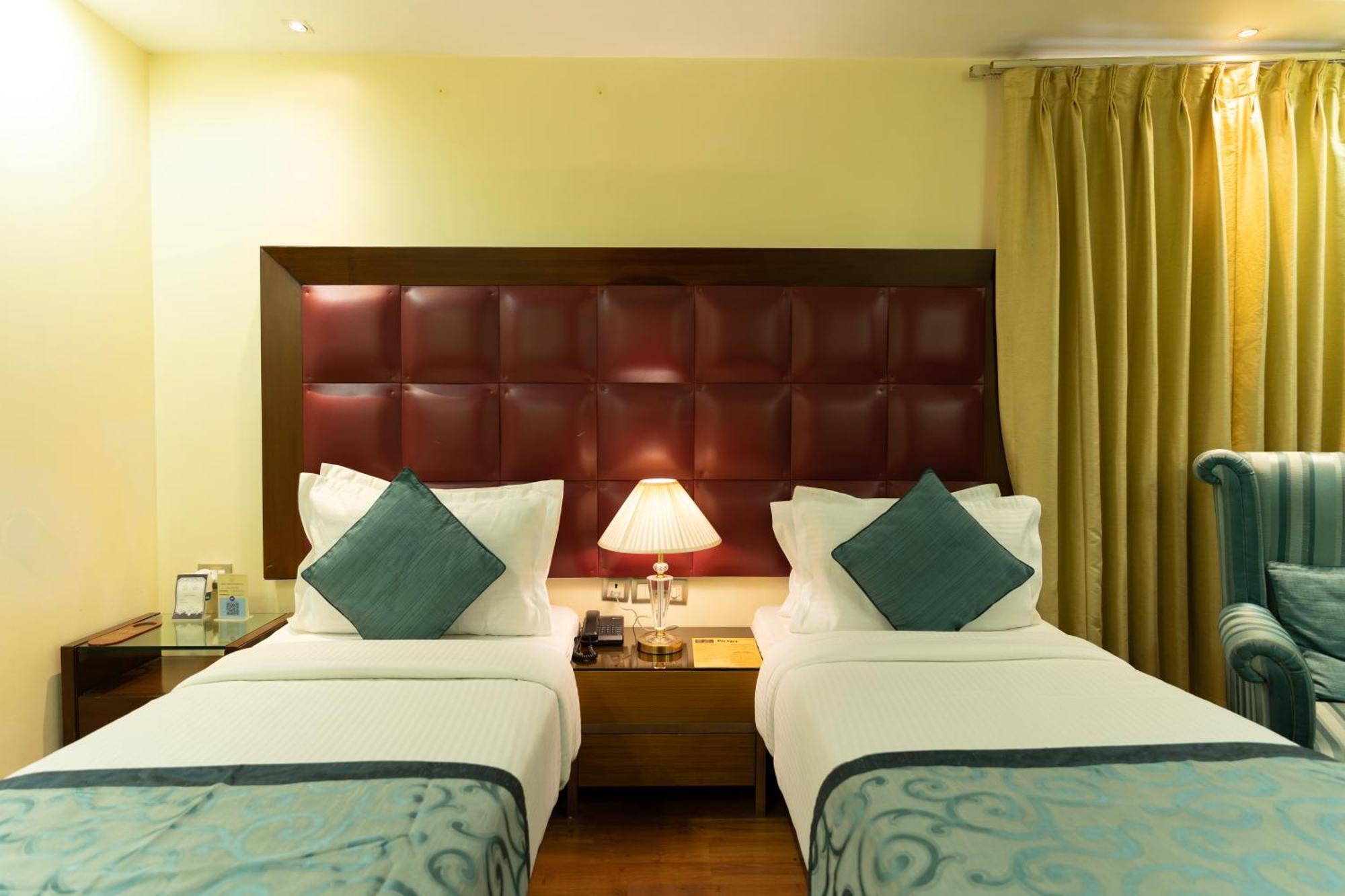 The Grand Orion - Kailash Colony Hotel