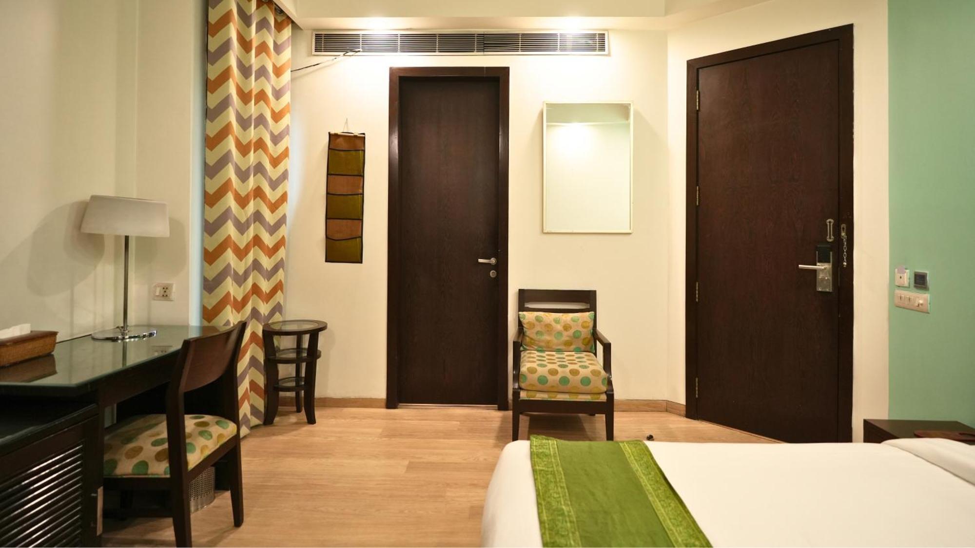 Hotel Amber By Orion 4*