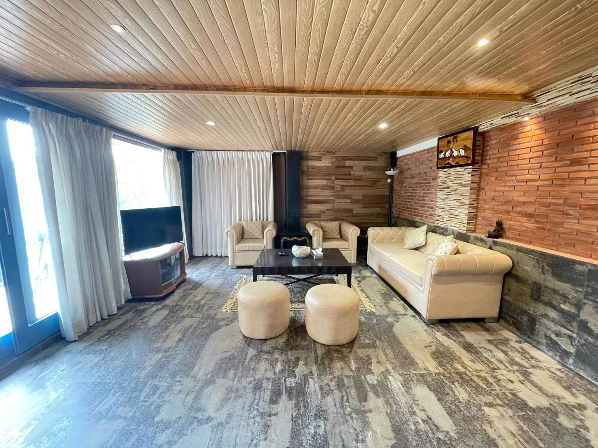 Avanti Tenantry-luxurious Service Apartment