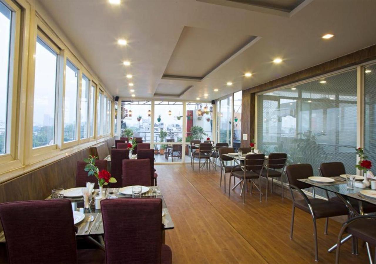 Palm Do'r Near Railway Station Hotel 3*