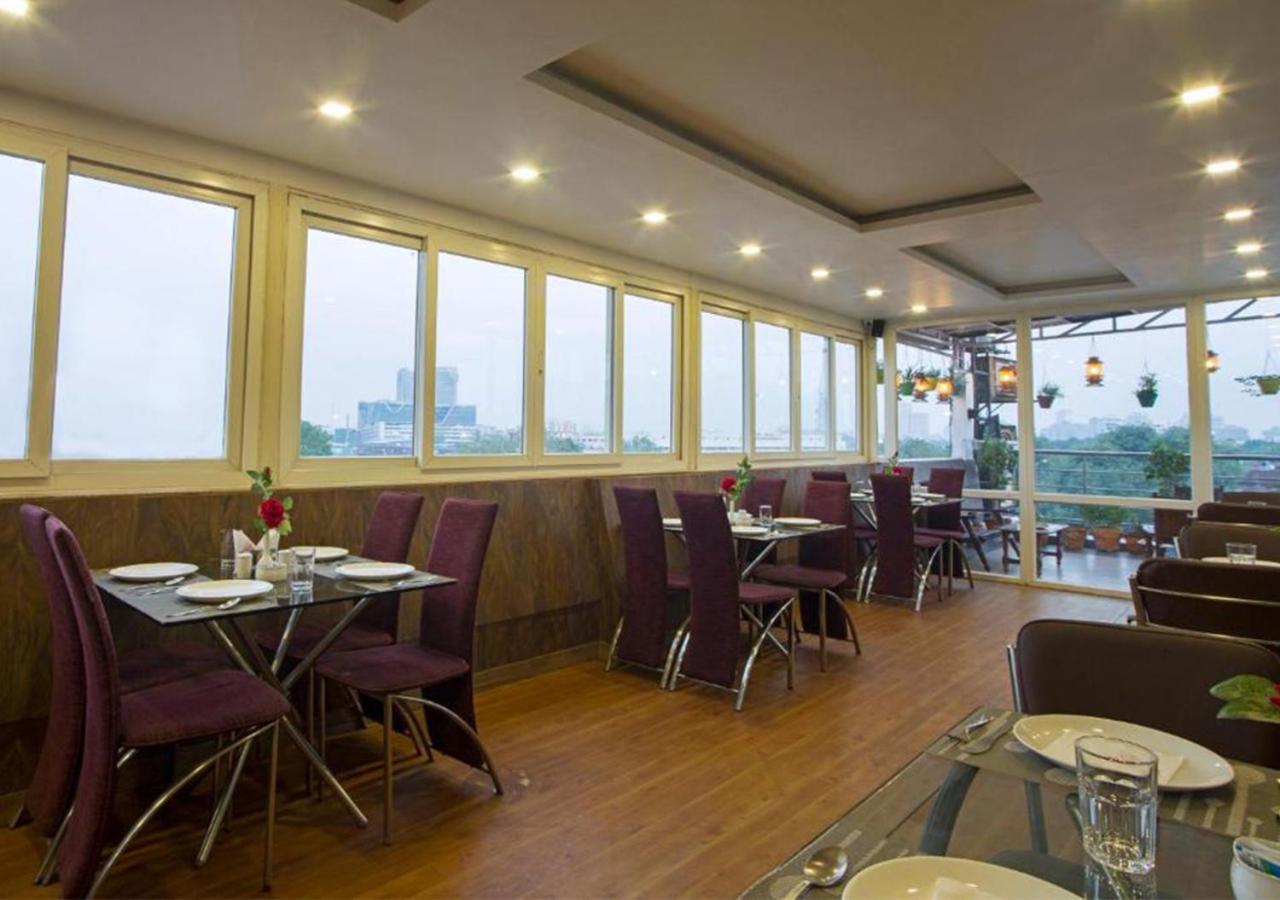 Palm Do'r Near Railway Station Hotel New Delhi