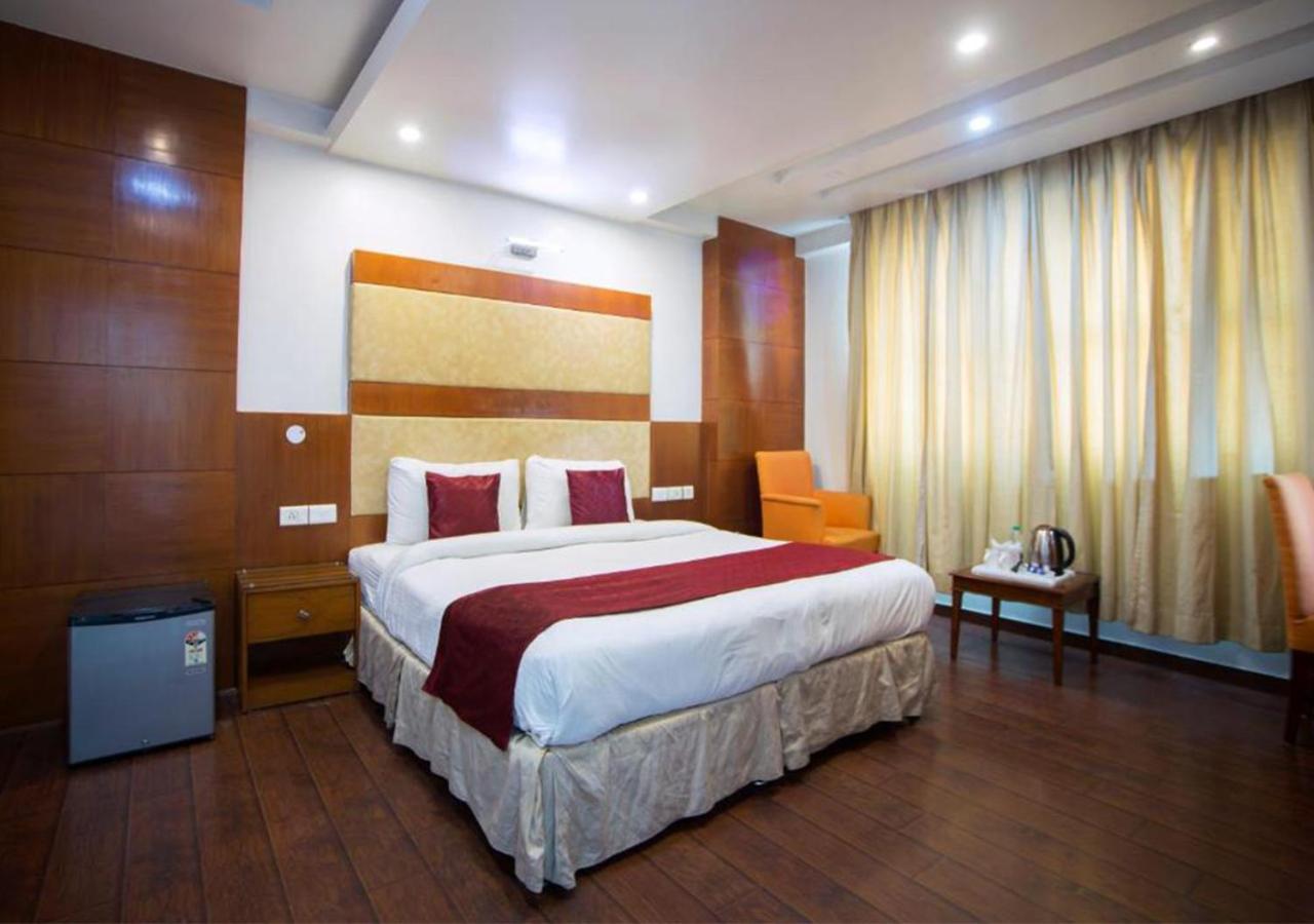 Palm Do'r Near Railway Station 3* New Delhi