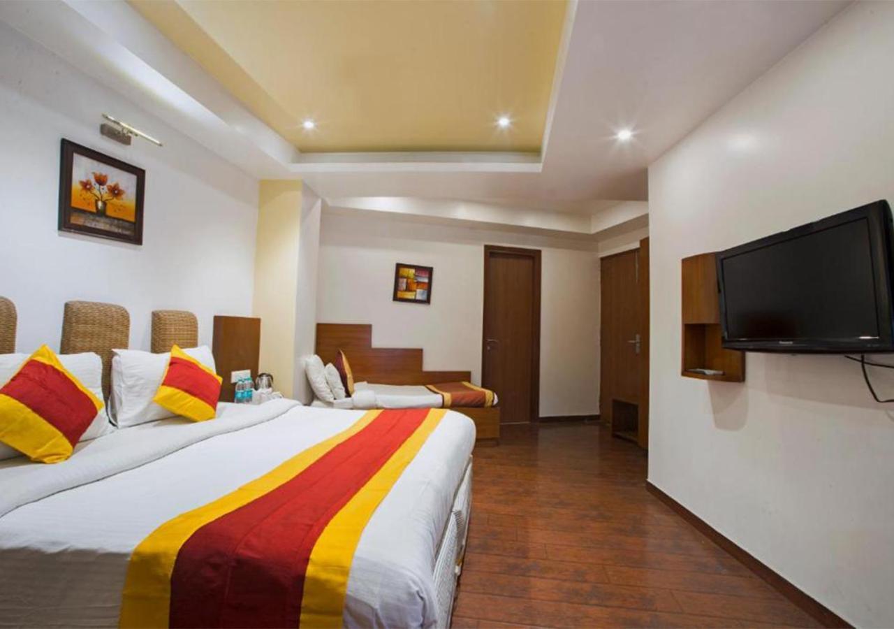 Palm Do'r Near Railway Station Hotel New Delhi