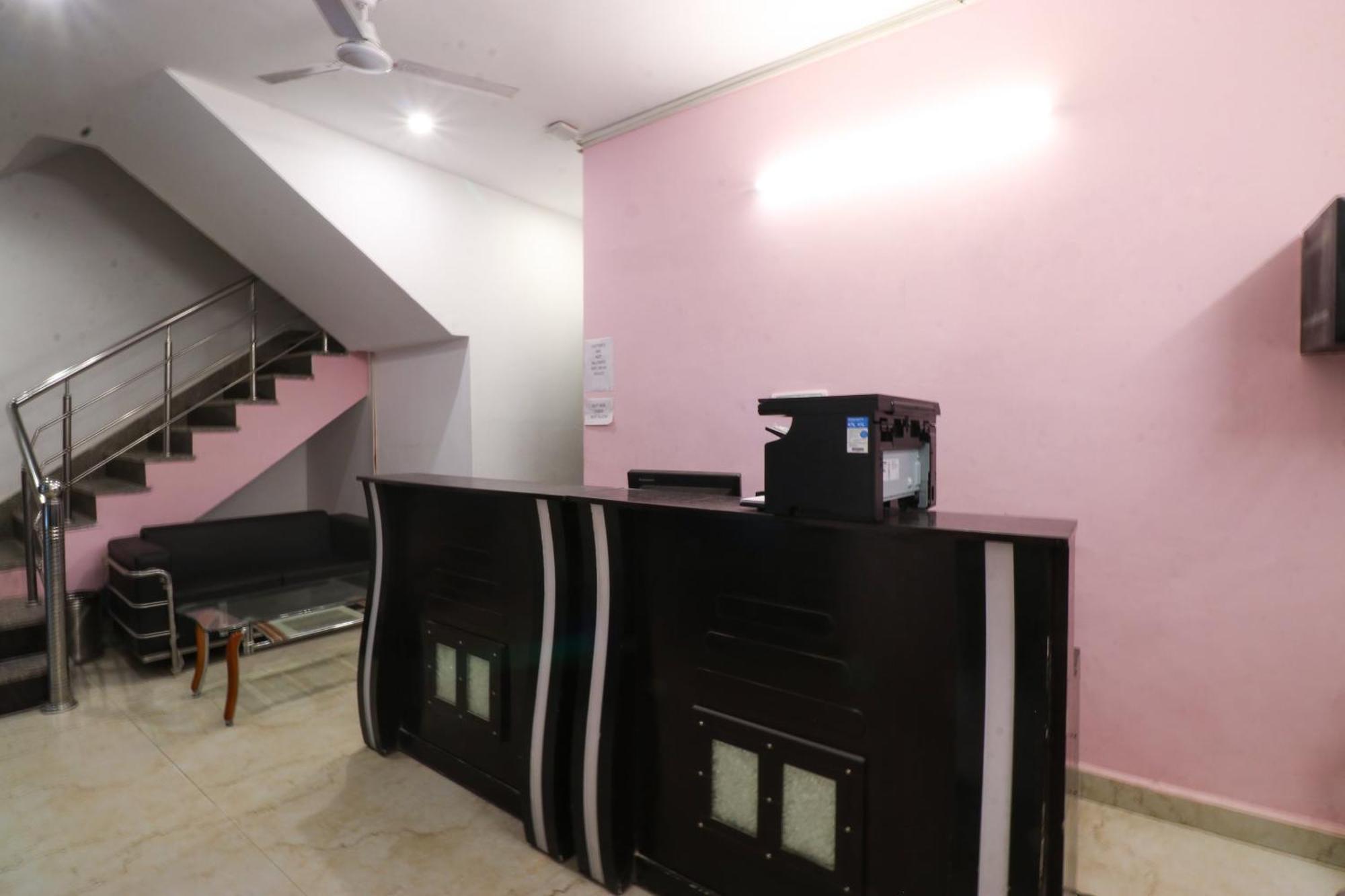 Hotel O Silver Palace Near Dwarka Sector 9 Metro Station Delhi (National Capital Territory of India)