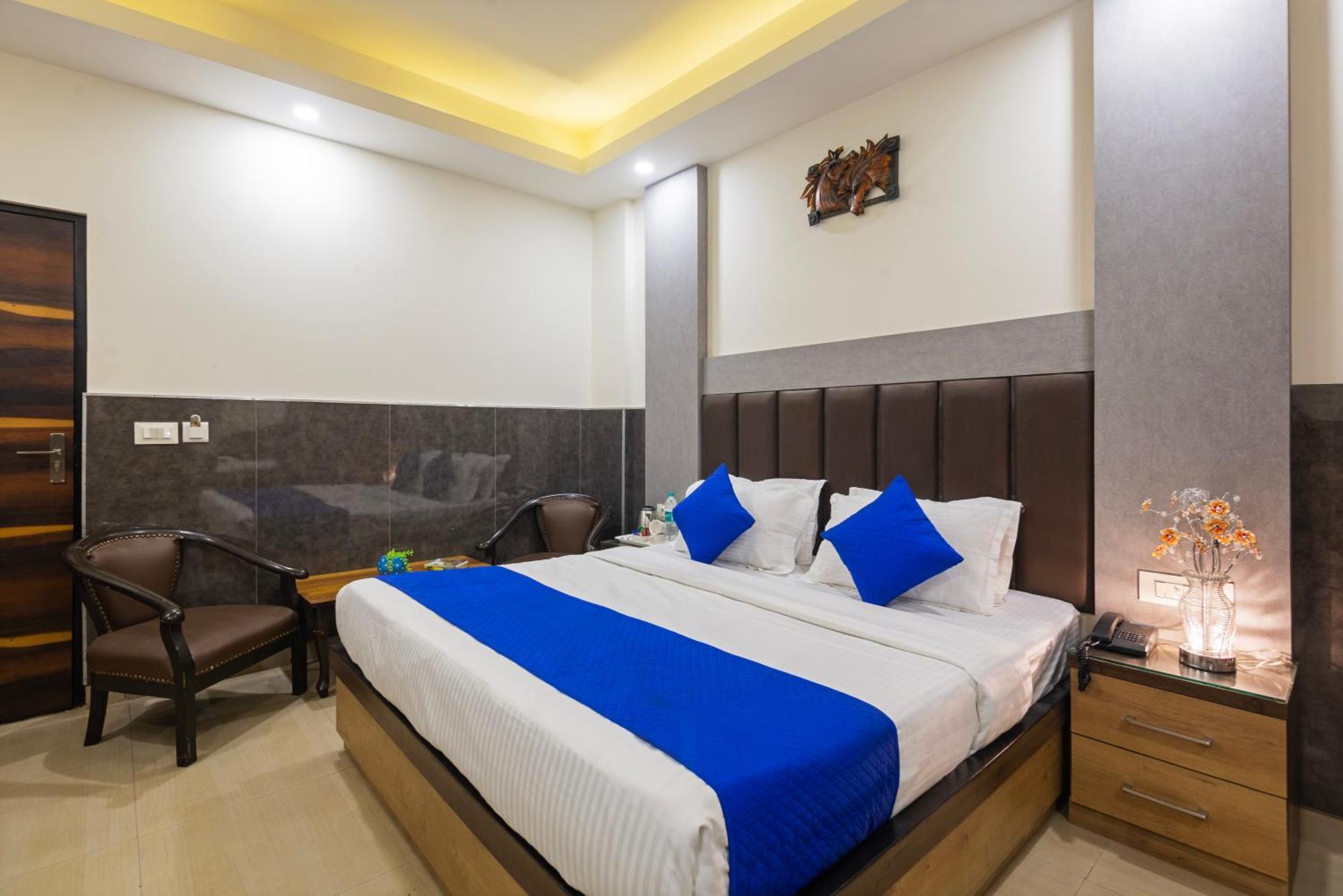 Hotel Mahajan International, Delhi Airport
