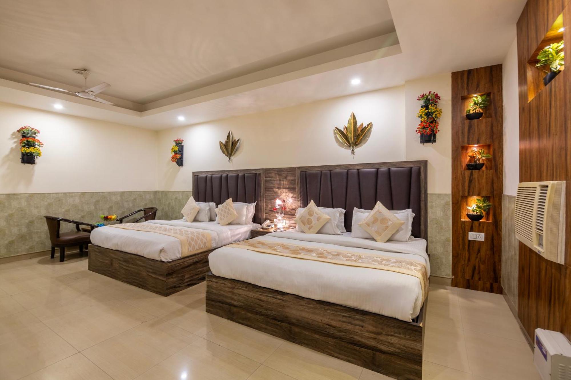 Hotel Mahajan International, Delhi Airport 3*