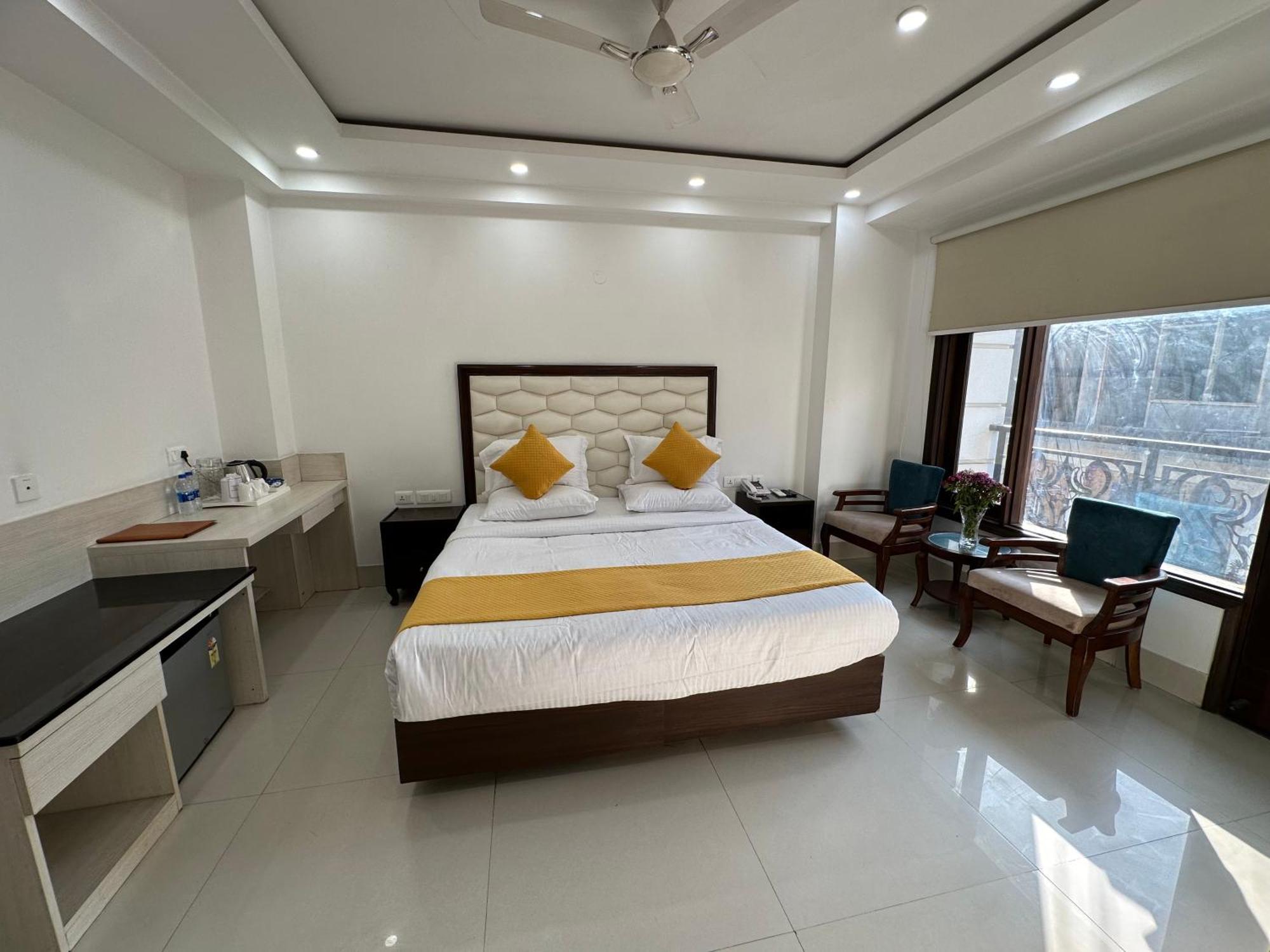 Lemon Residency - And Serviced * New Delhi
