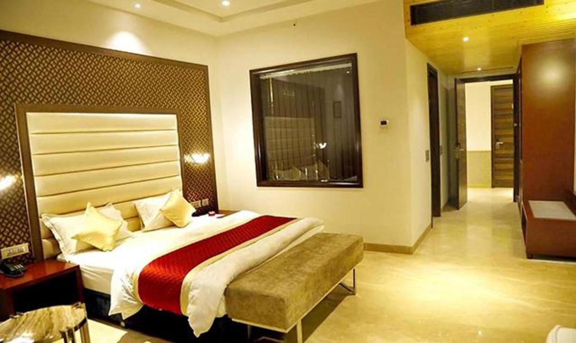 Fabhotel Prime C Pearls