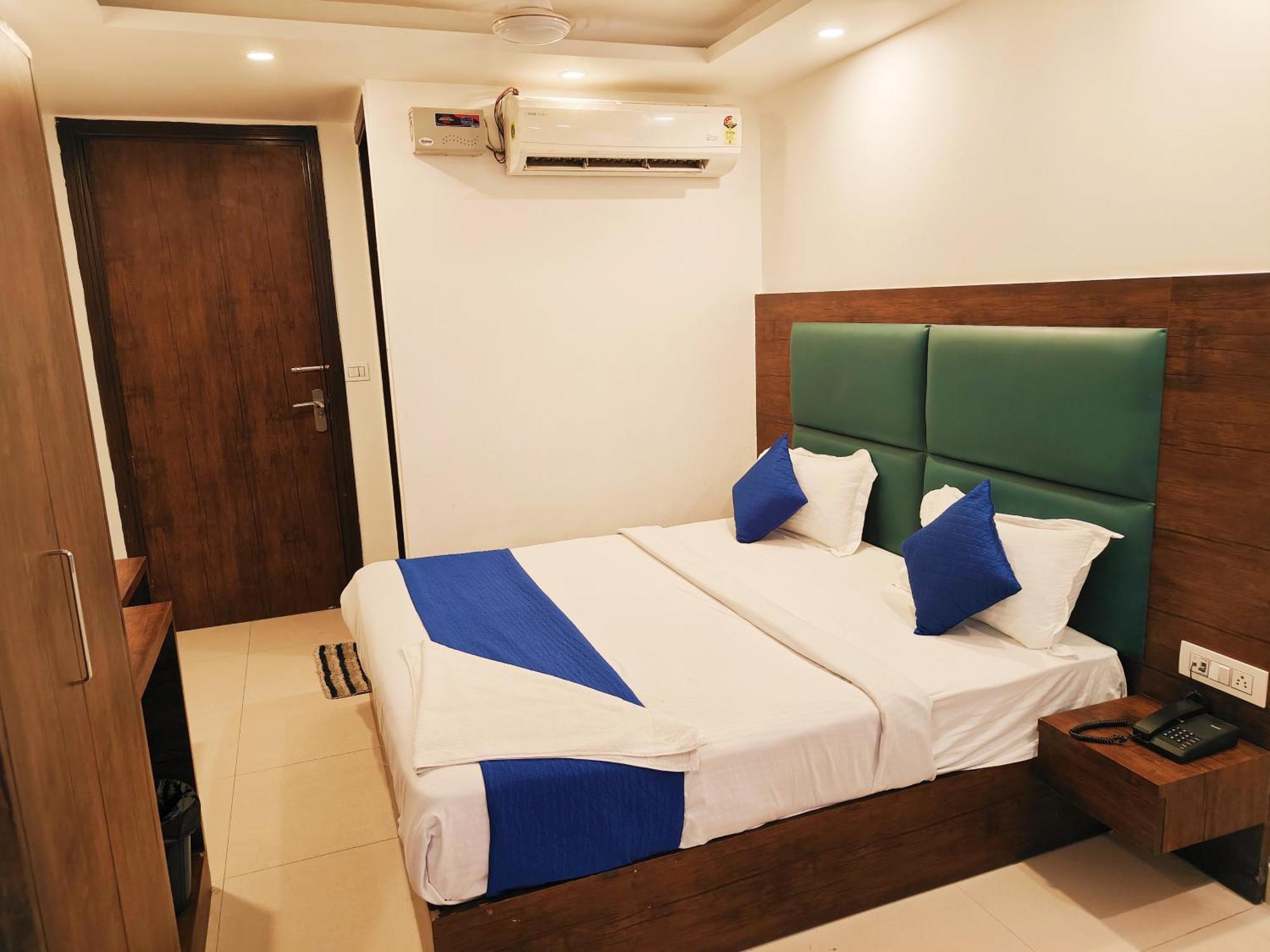 Marina Near Igi Airport Delhi Hotel