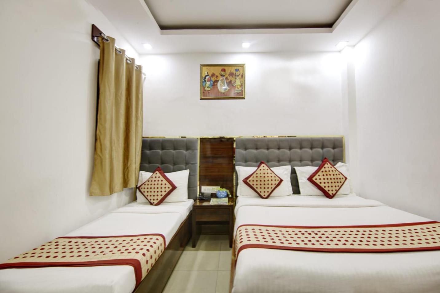 Dreamland Dx-paharganj New Delhi