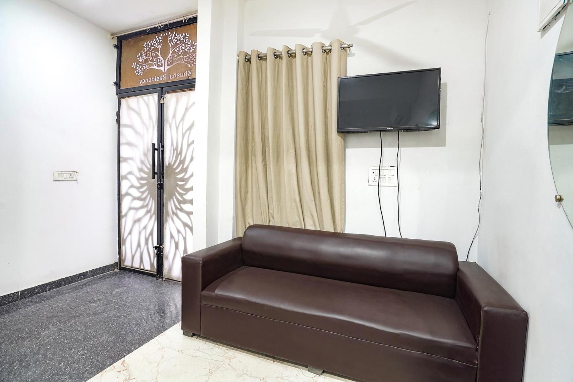 Hotel Fabhotel Prime Residency 3*
