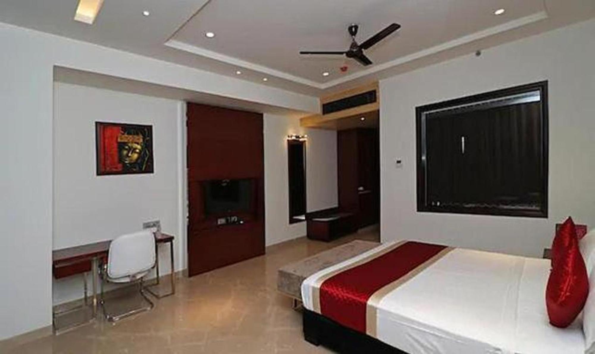 Fabhotel Prime C Pearls 3*