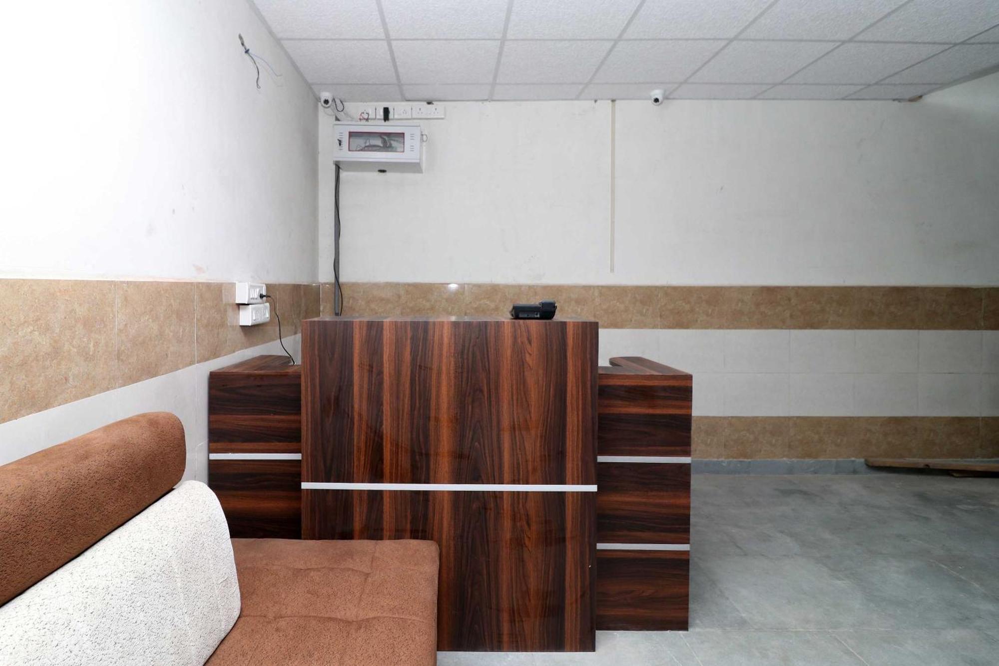 Hotel O Ocean View New Delhi