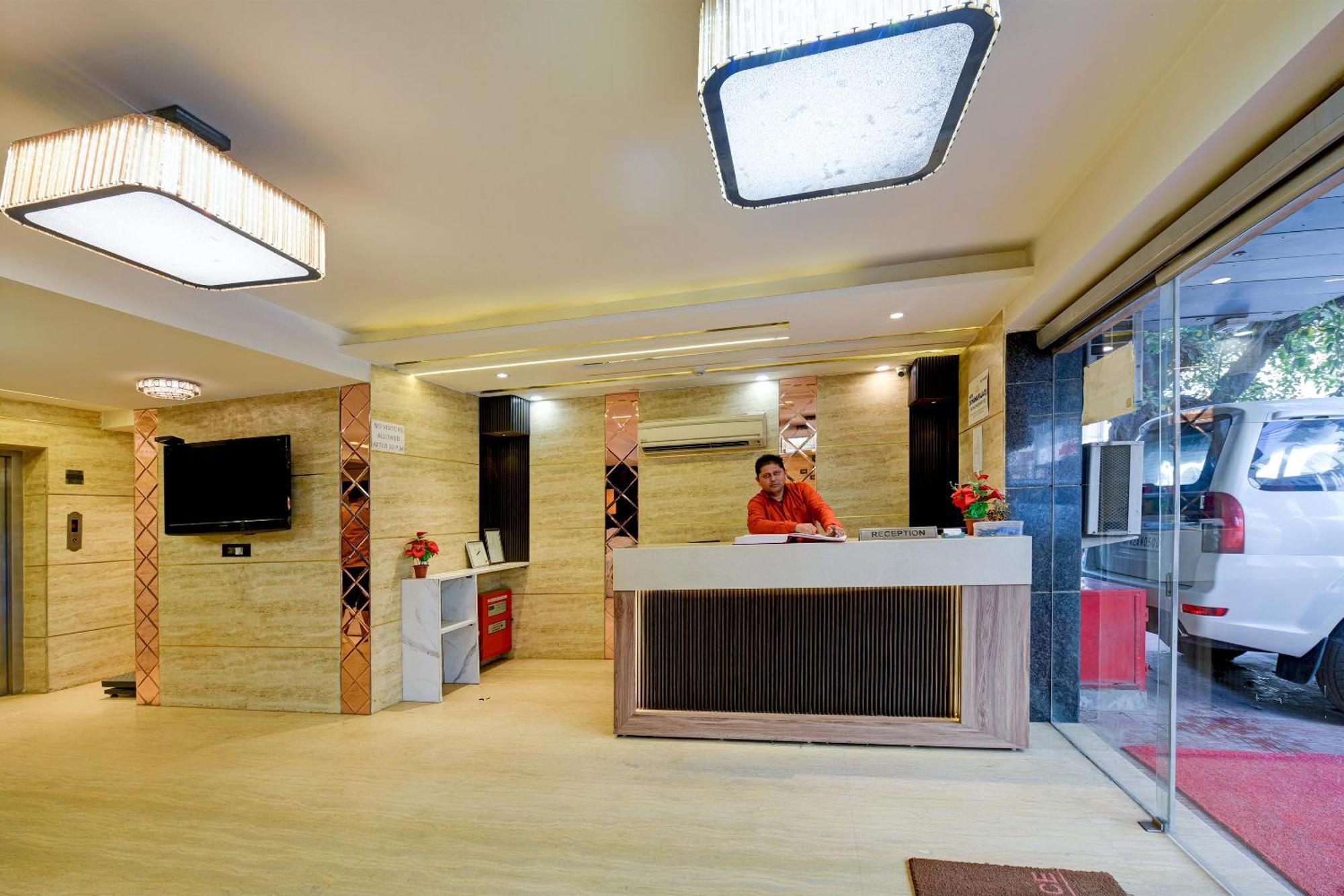 Sohana Palace Near Railway Satation Hotel