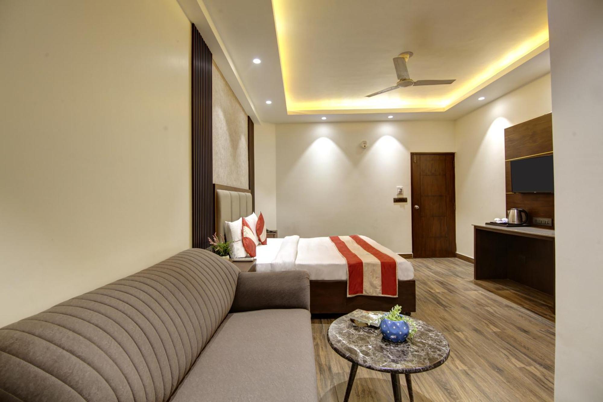 Kashish Plaza - 5 Mins From Metro Station Hotel Delhi (National Capital Territory of India)