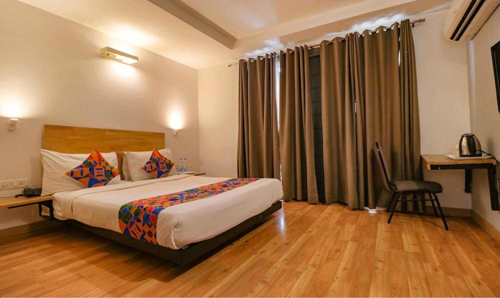 Fabhotel Majestic Jpm I 3*