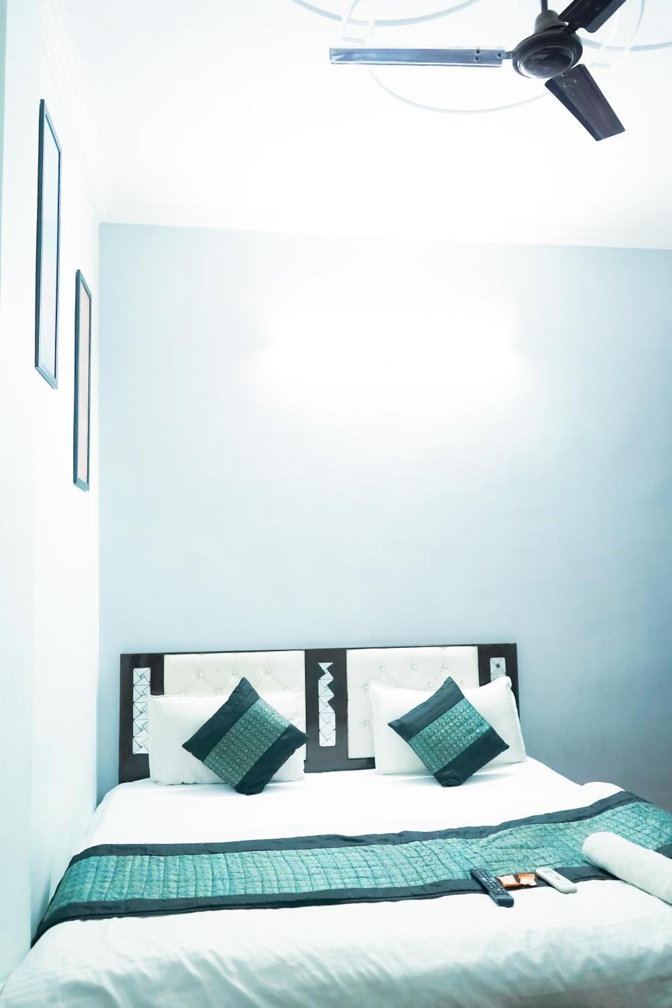 Reseidency Near Hari Nagar 3* New Delhi