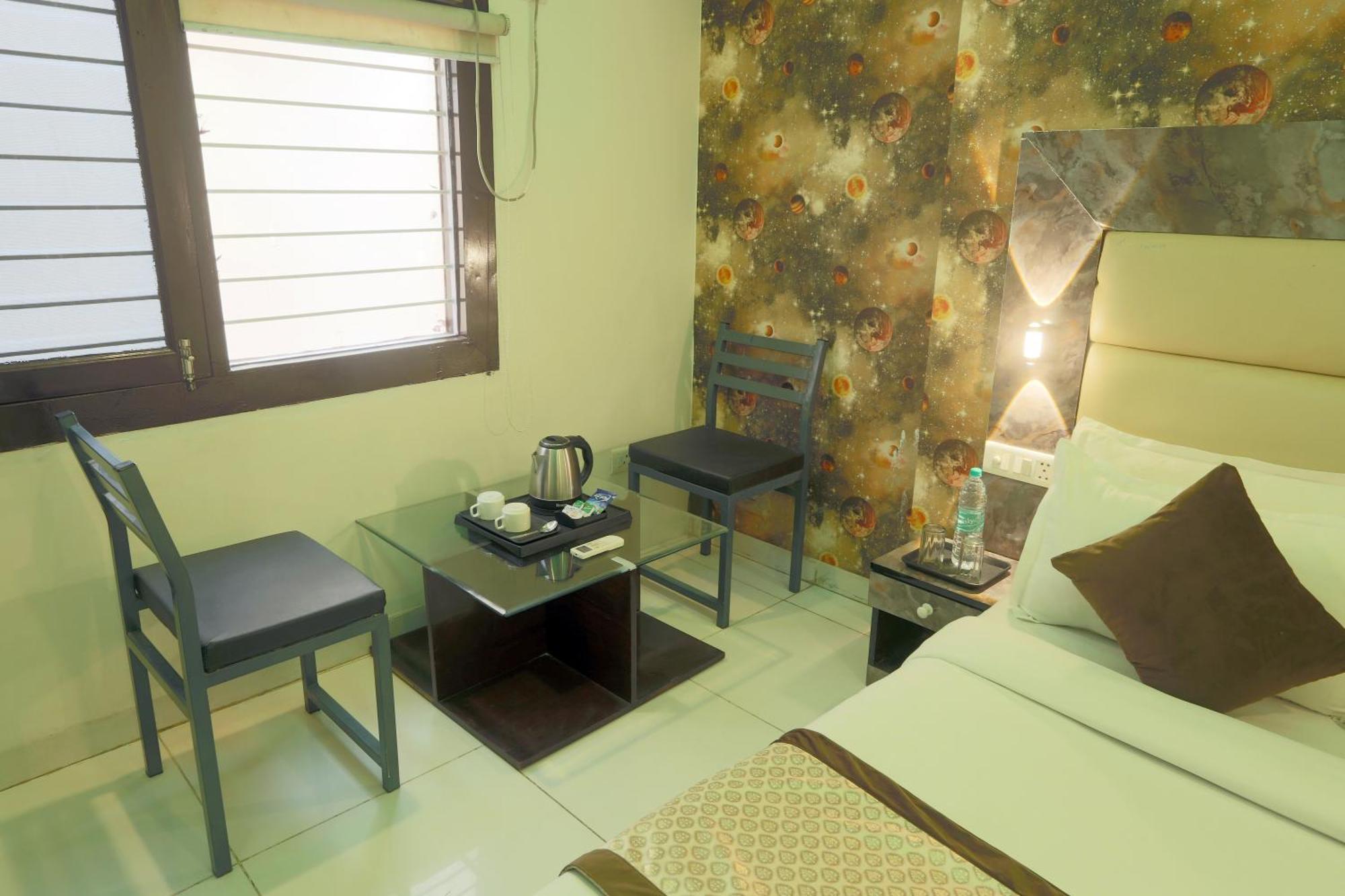 Triton Grand At Delhi Airport 3*