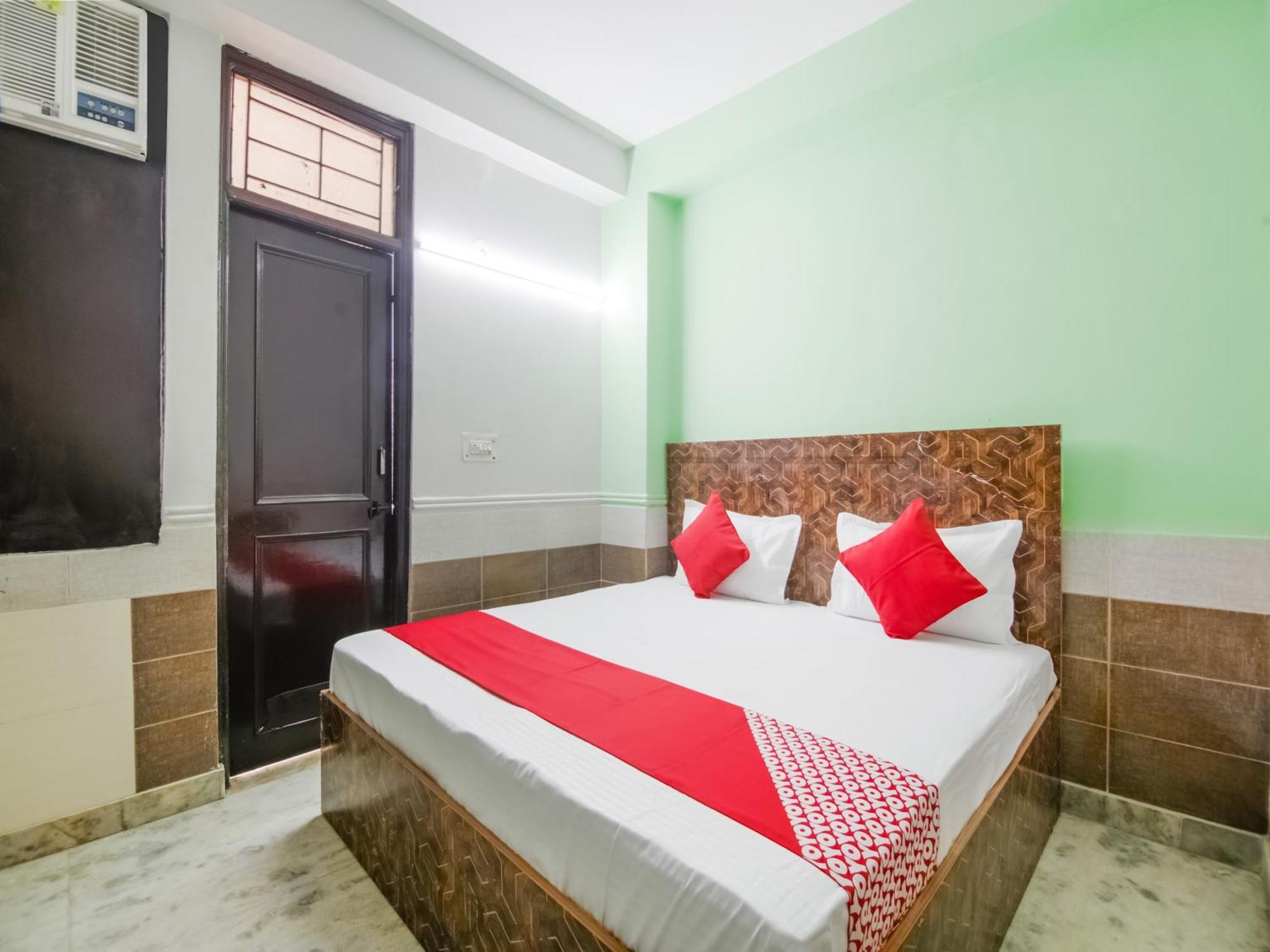 O Light Hotel