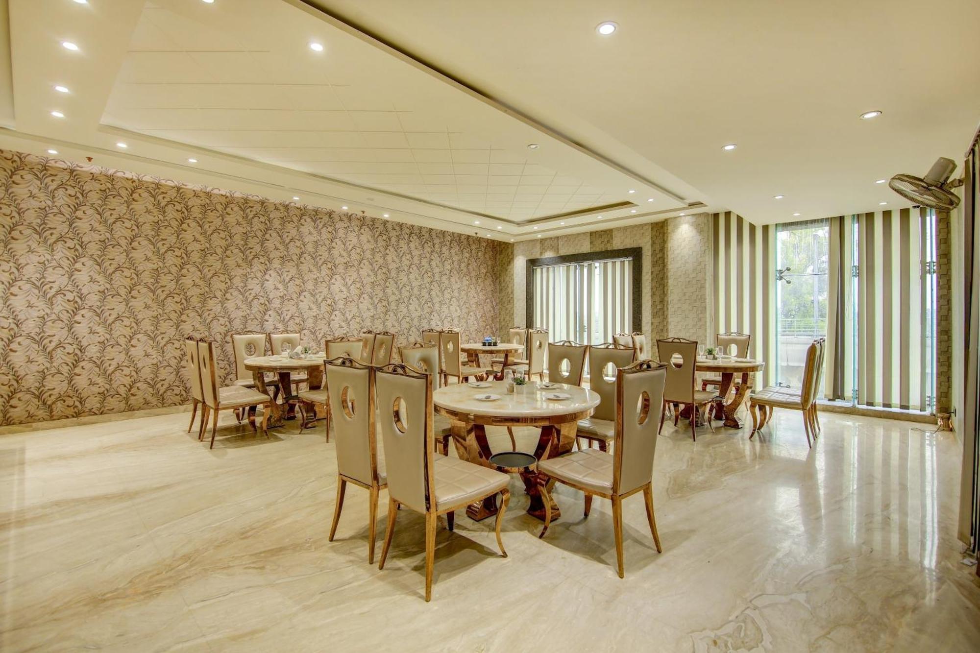 Townhouse Oak C Pearls Hotel