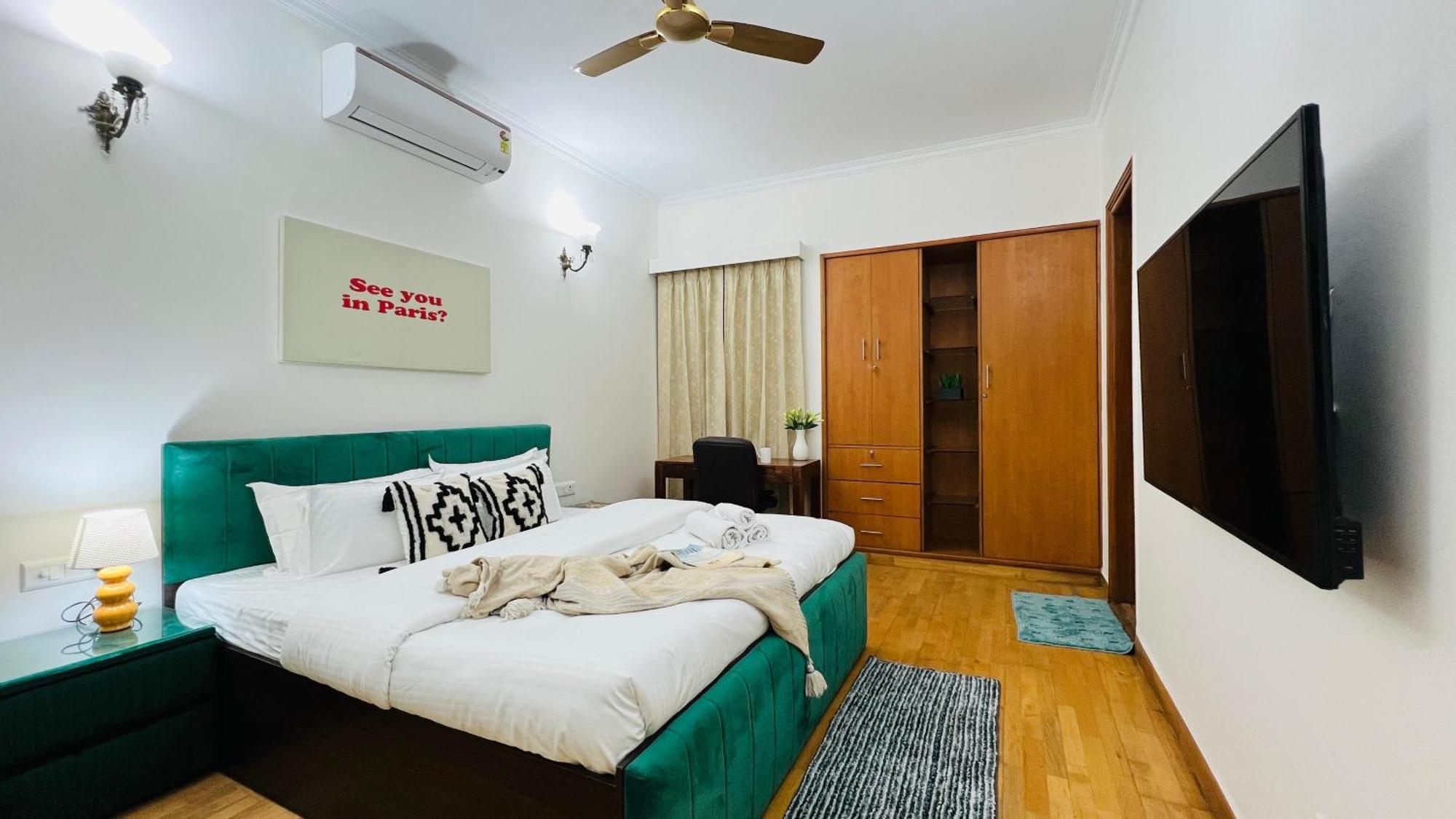 Apartment Bluo Vasant Vihar Pvr - Kitchen, Terrace, Lift *