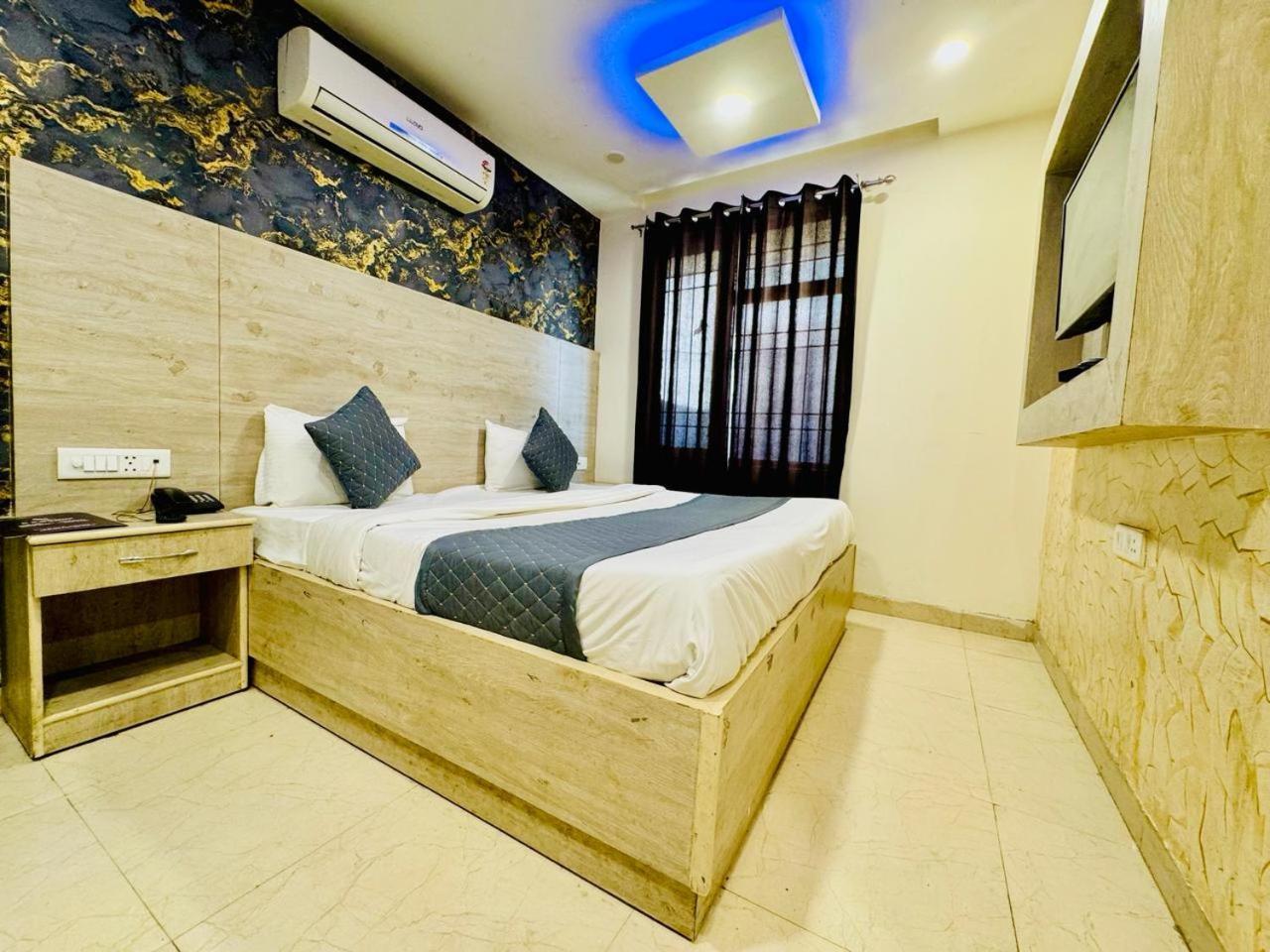 Grand The Near Delhi Airport Hotel New Delhi