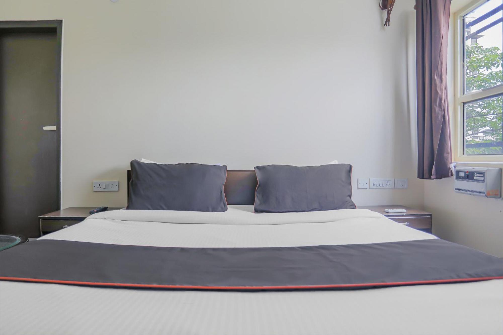 Hotel Collection O A3s Near Dilli Haat Ina New Delhi