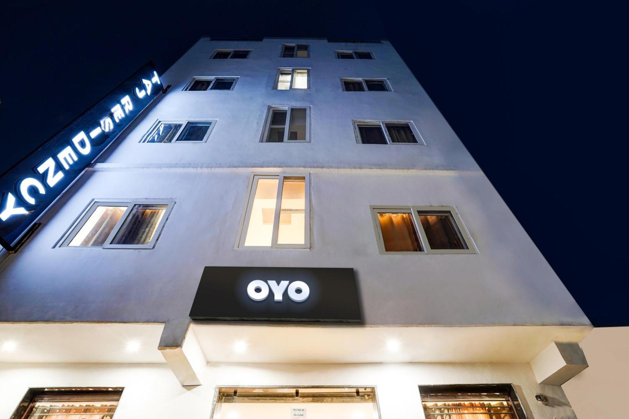 Collection O Residency Near Dwarka Sector 21 Metro Station Hotel