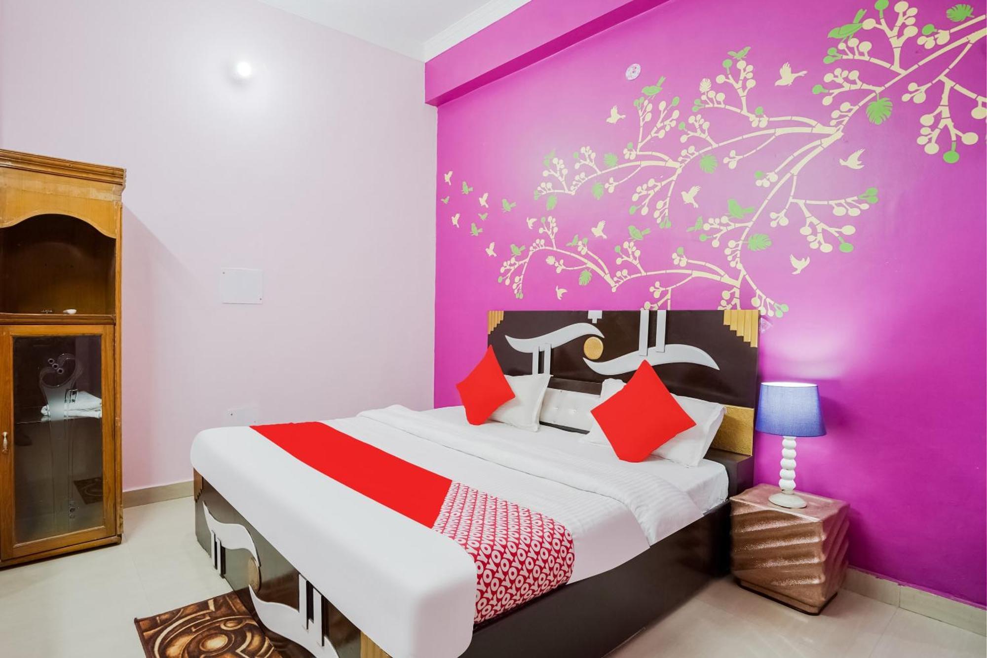 Hotel O Dev Palace New Delhi