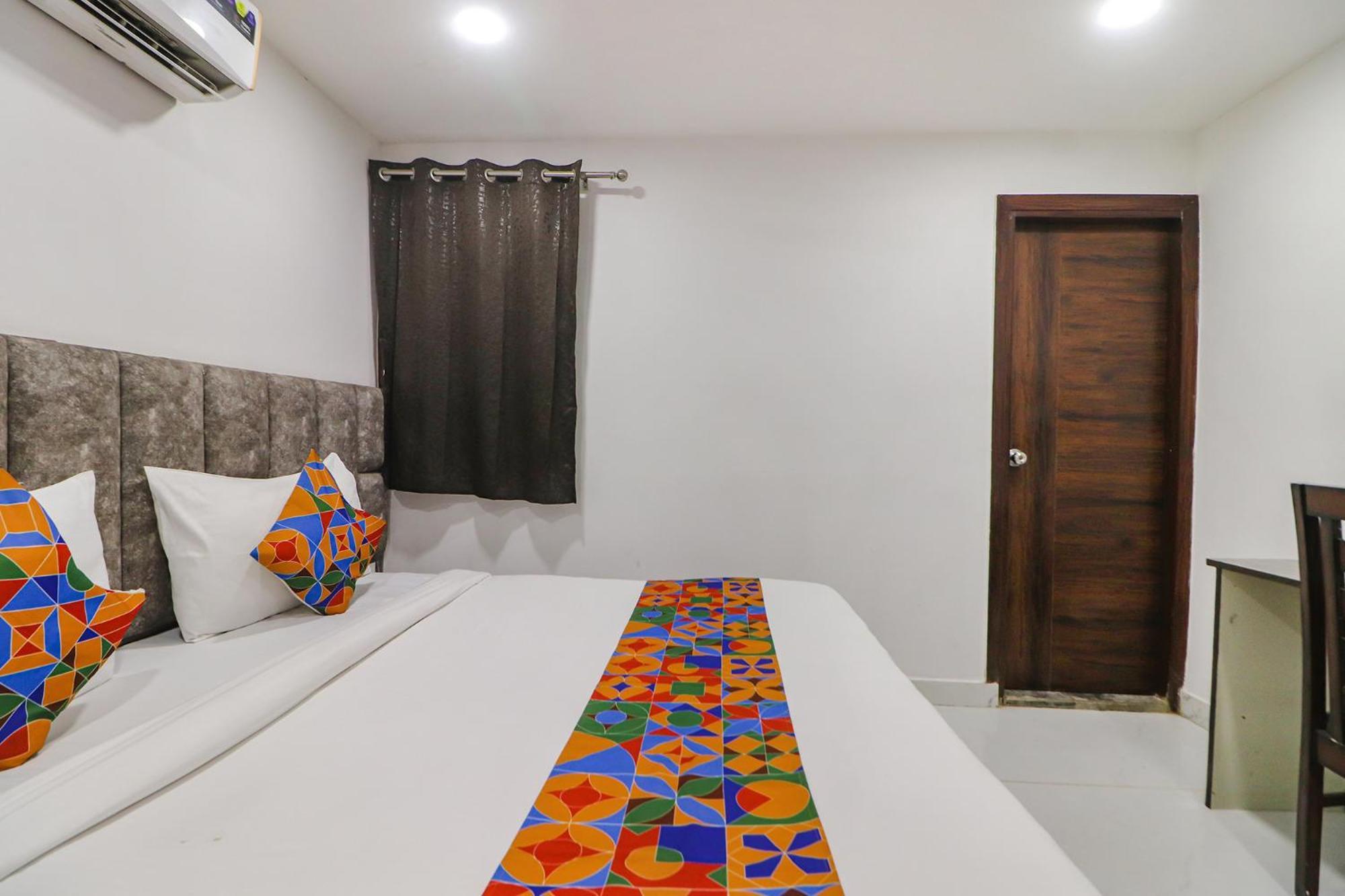 Hotel Fabexpress Roadway 3*