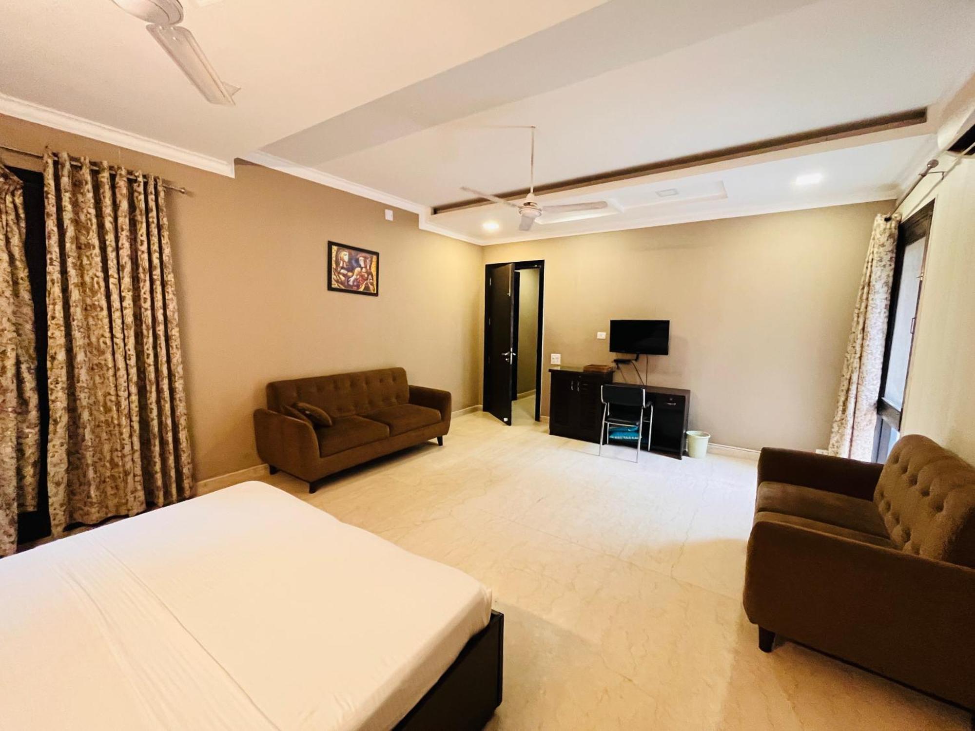 Abode Residency Safdarjung Enclave Near U S Embassy Delhi 3*