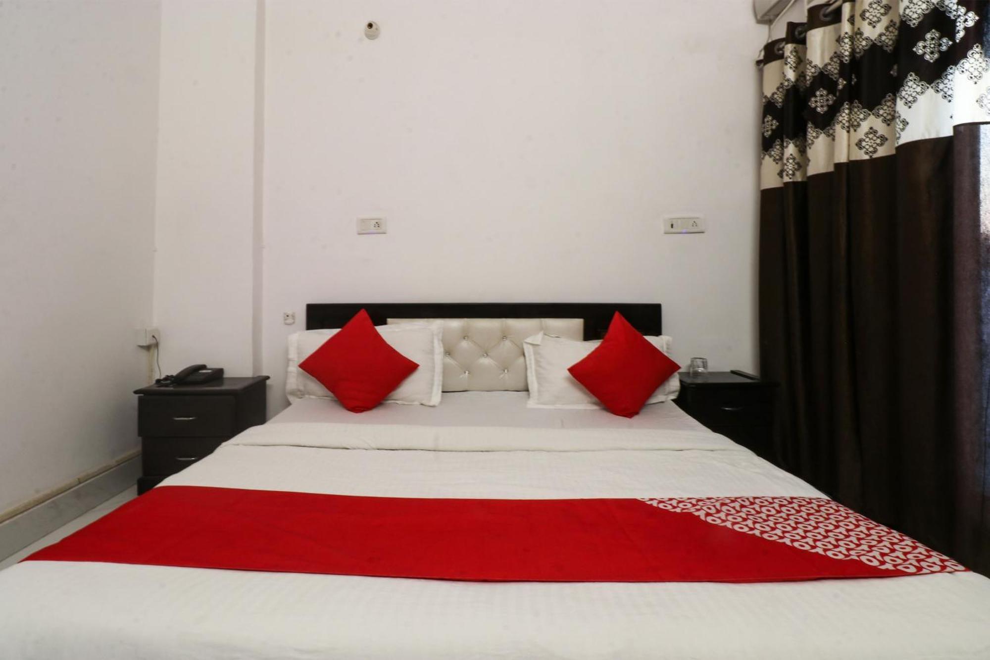O Silver Palace Near Dwarka Sector 9 Metro Station