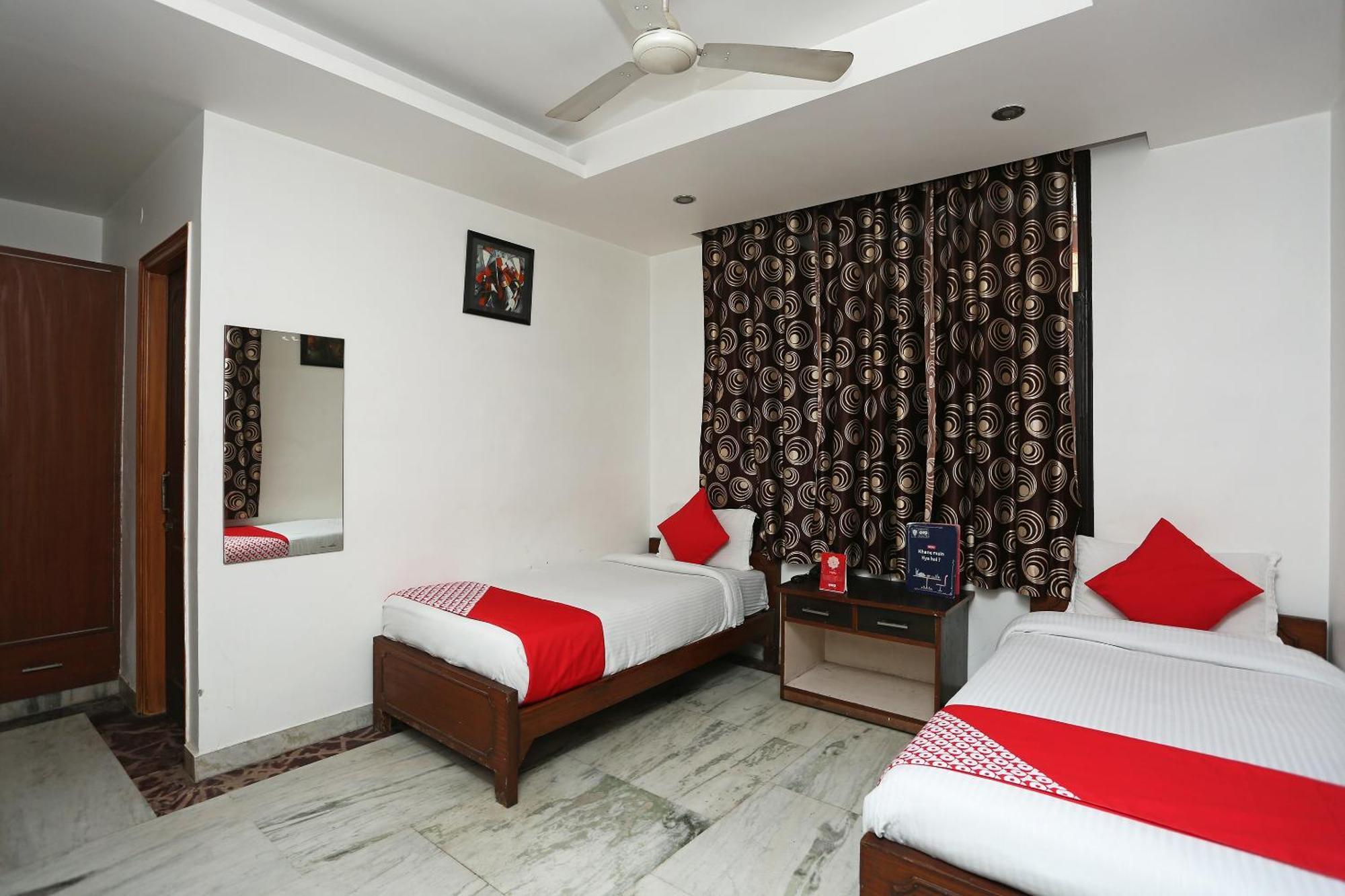 Oyo Himalaya House And Restaurant Hotel