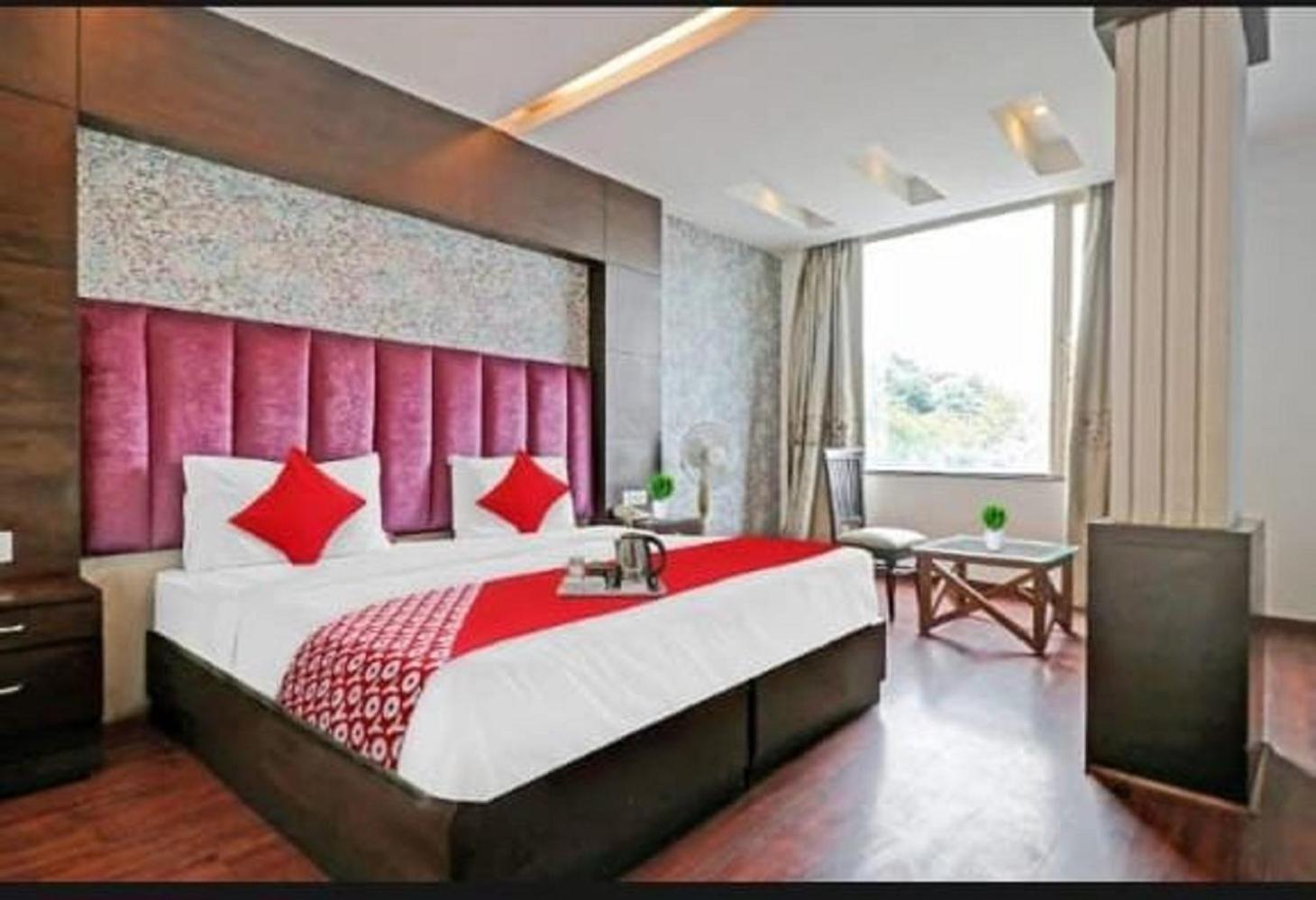 Hotel Royal Paradise By Kdson 3*