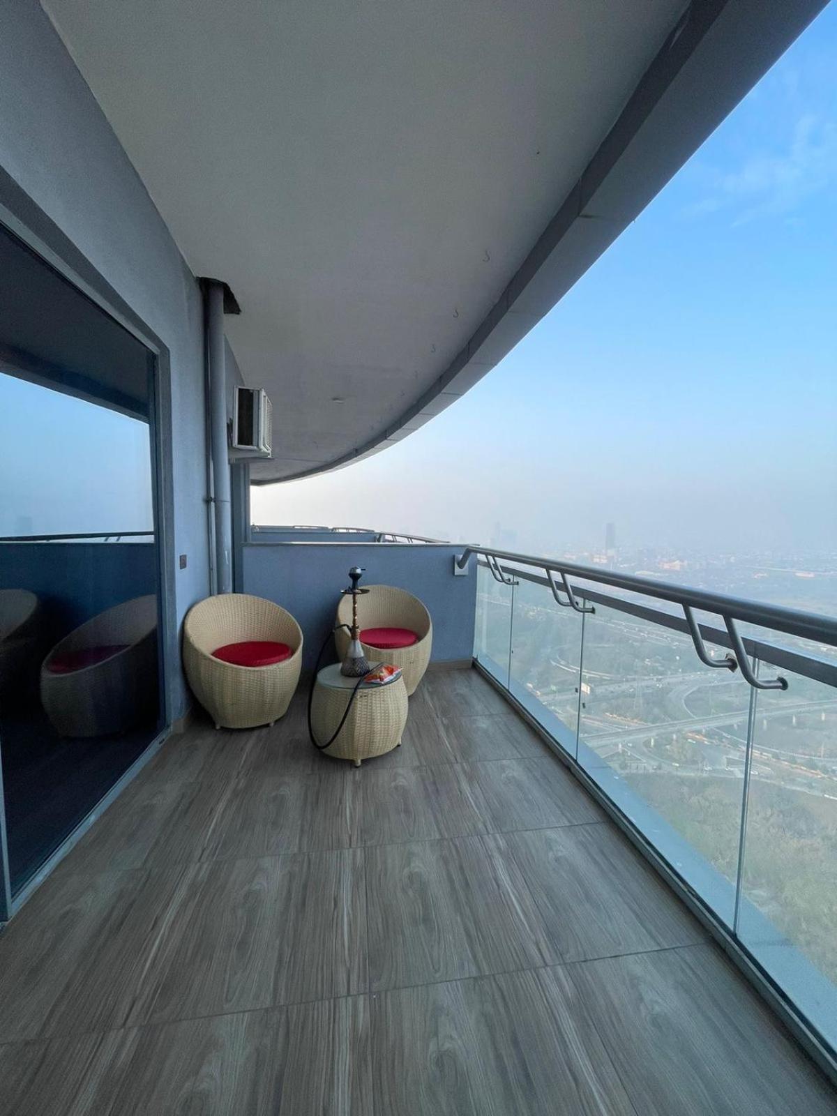 The Sky Hotel New Delhi