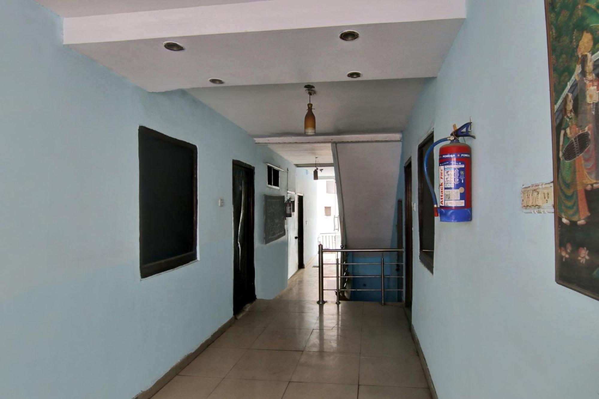 Oyo Flagship 81167 Swagat Dx 3*