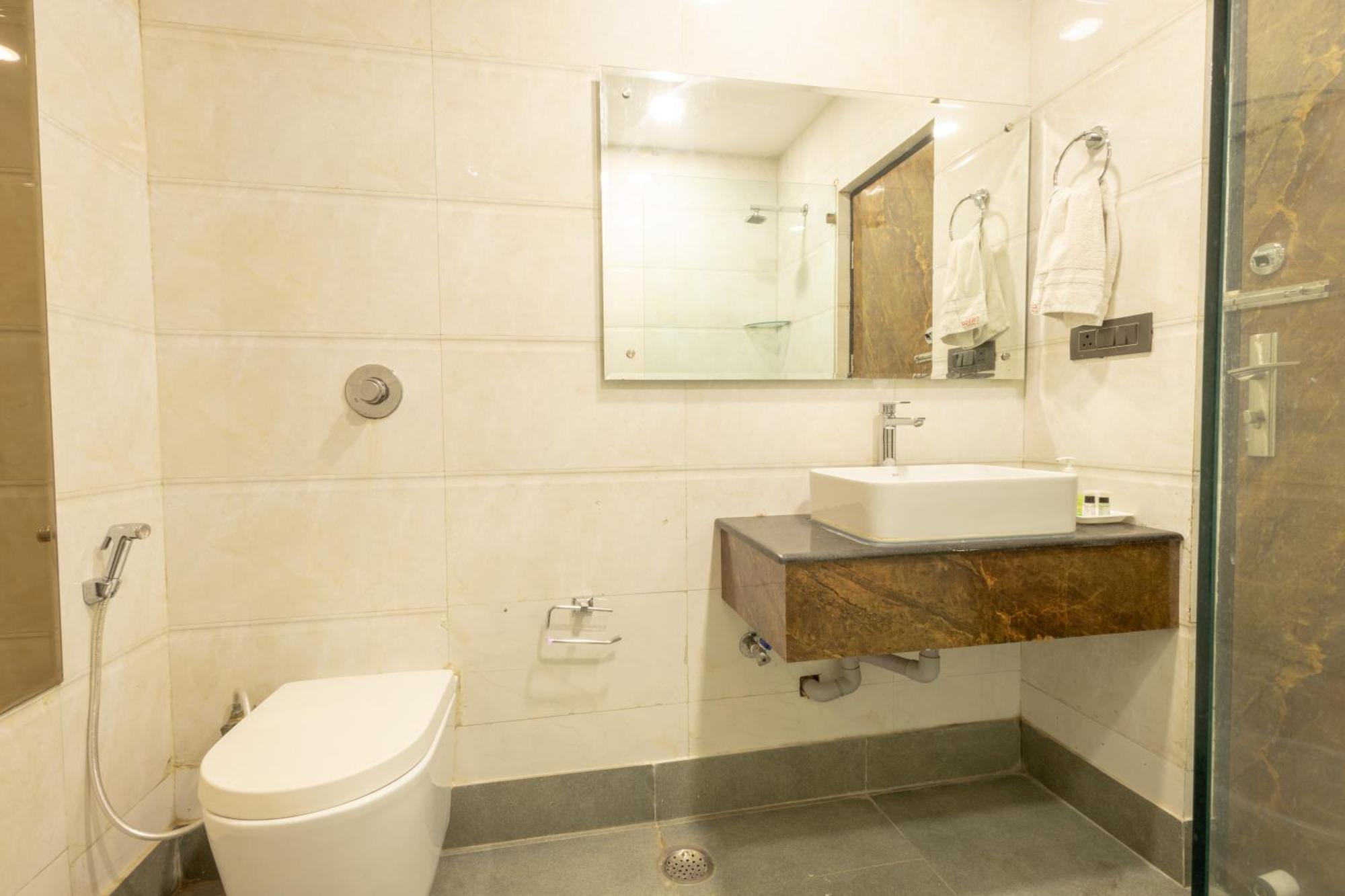 Cosmo Near Blk Hospital Karol Bagh 4* Delhi (National Capital Territory of India)