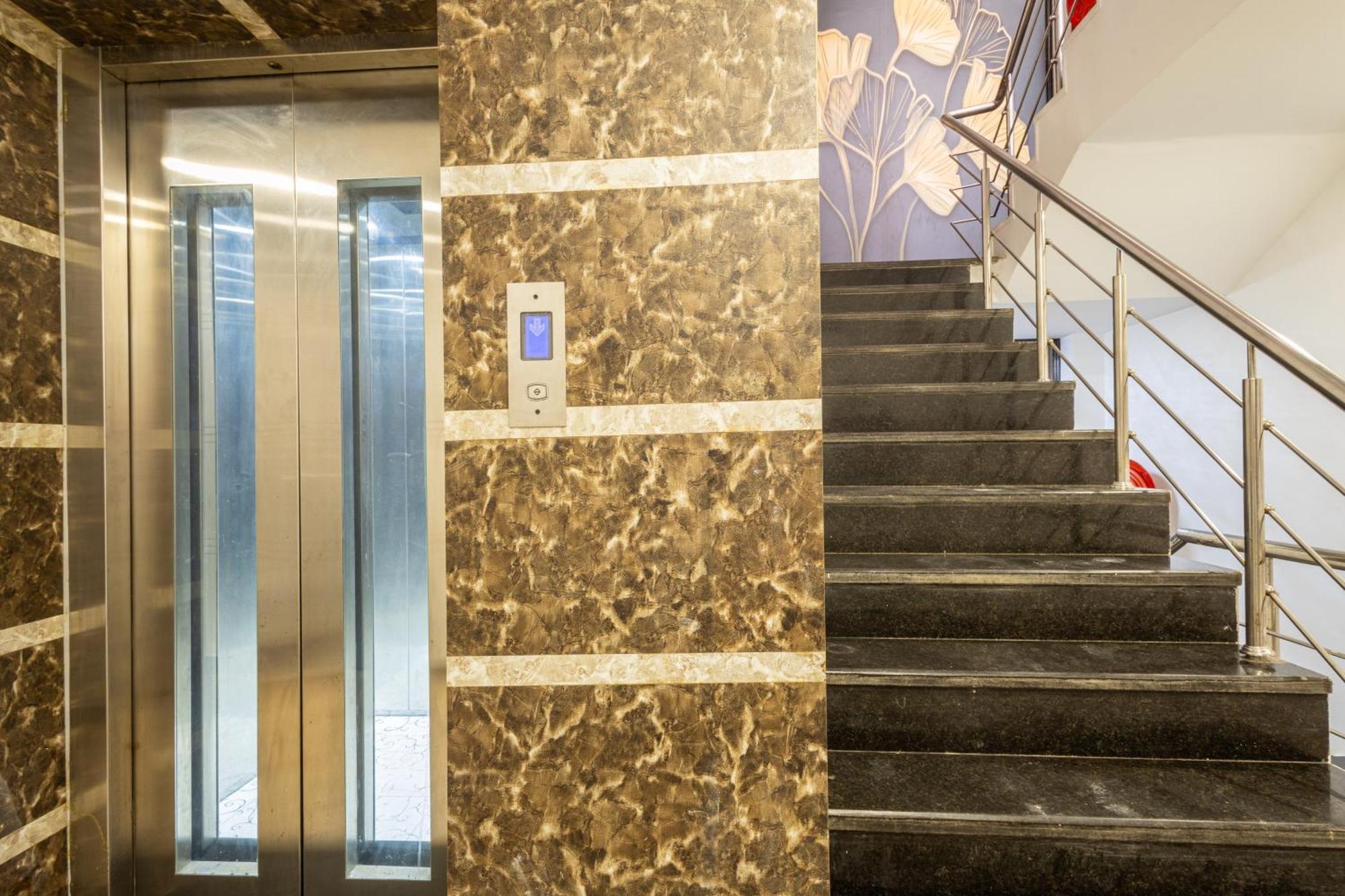 Hotel Cosmo Near Blk Hospital Karol Bagh Delhi (National Capital Territory of India)