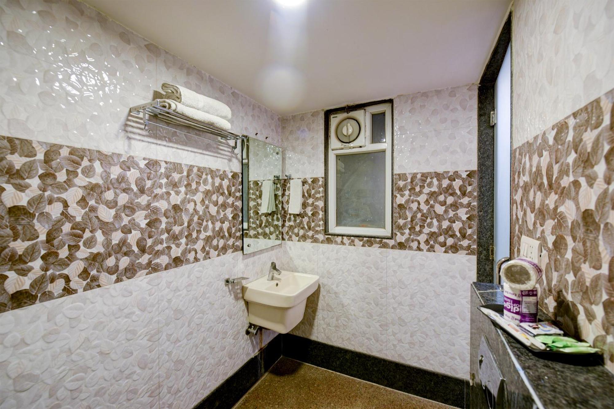 Hotel Sohana Palace Near Railway Satation New Delhi