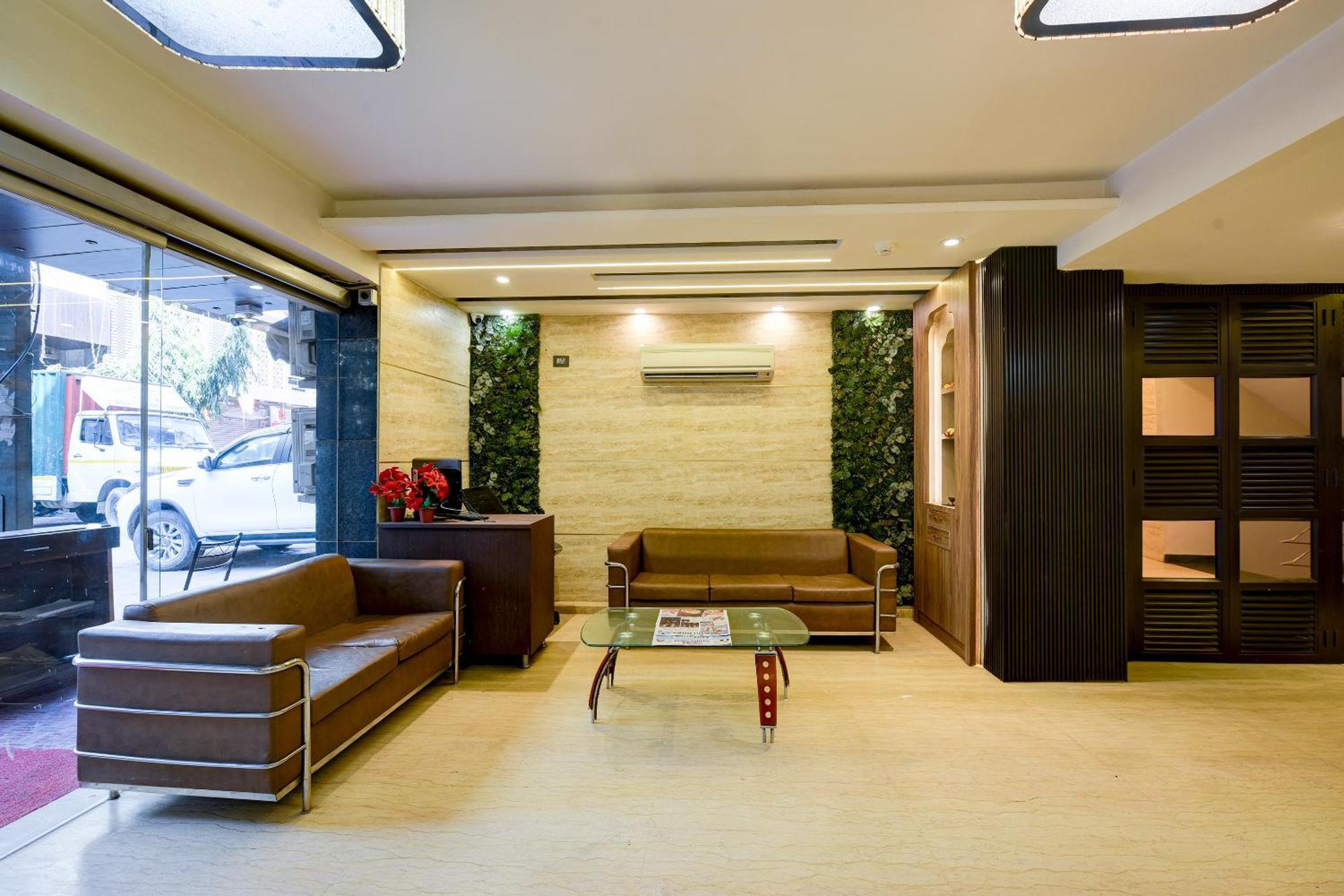Hotel Sohana Palace Near Railway Satation