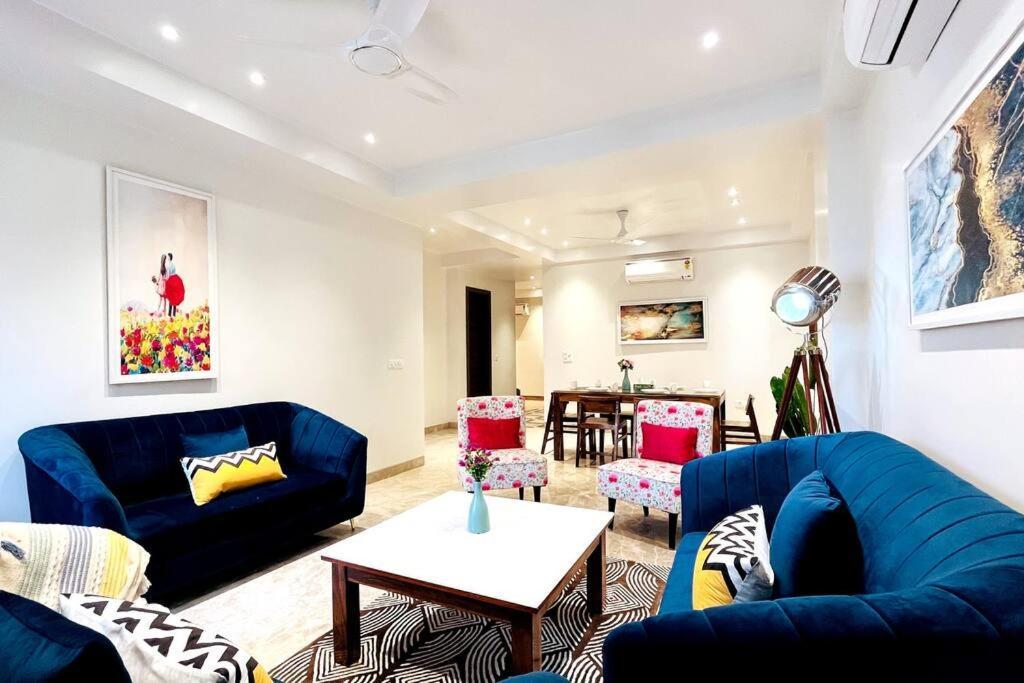 Bluo 3bhk Saket Citywalk Mall - Lift, Balcony, Parking Apartment